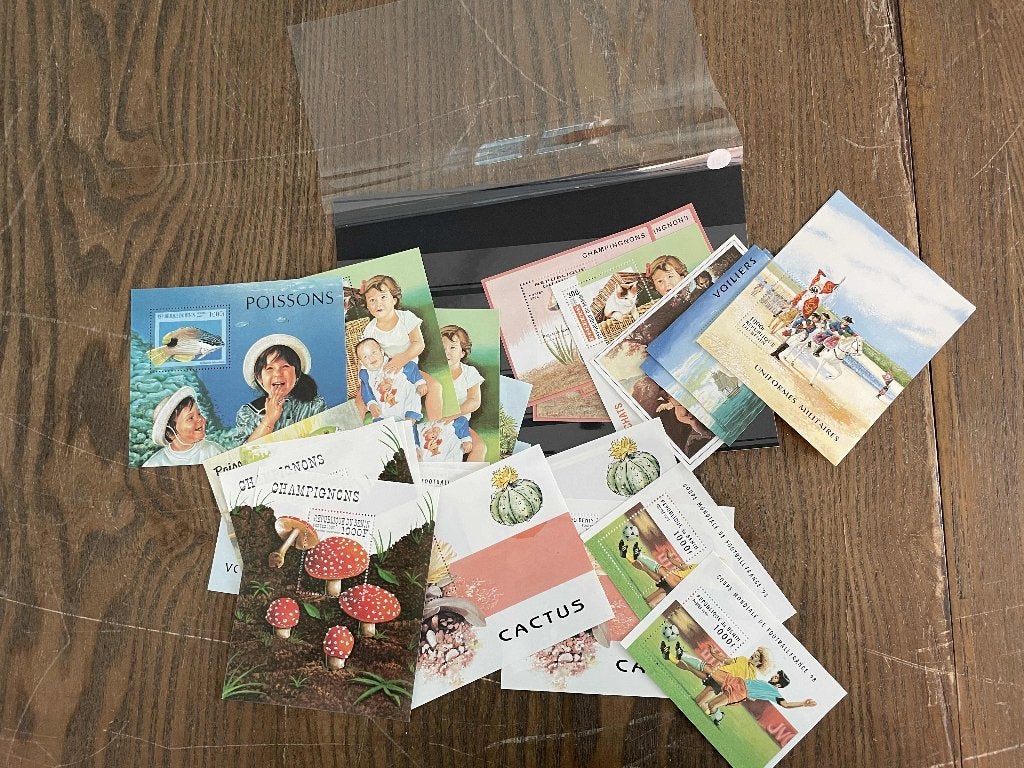 postzegels Afrika 31 vellen Benin postfris kaart 144, Verzenden, Overige landen, Postfris