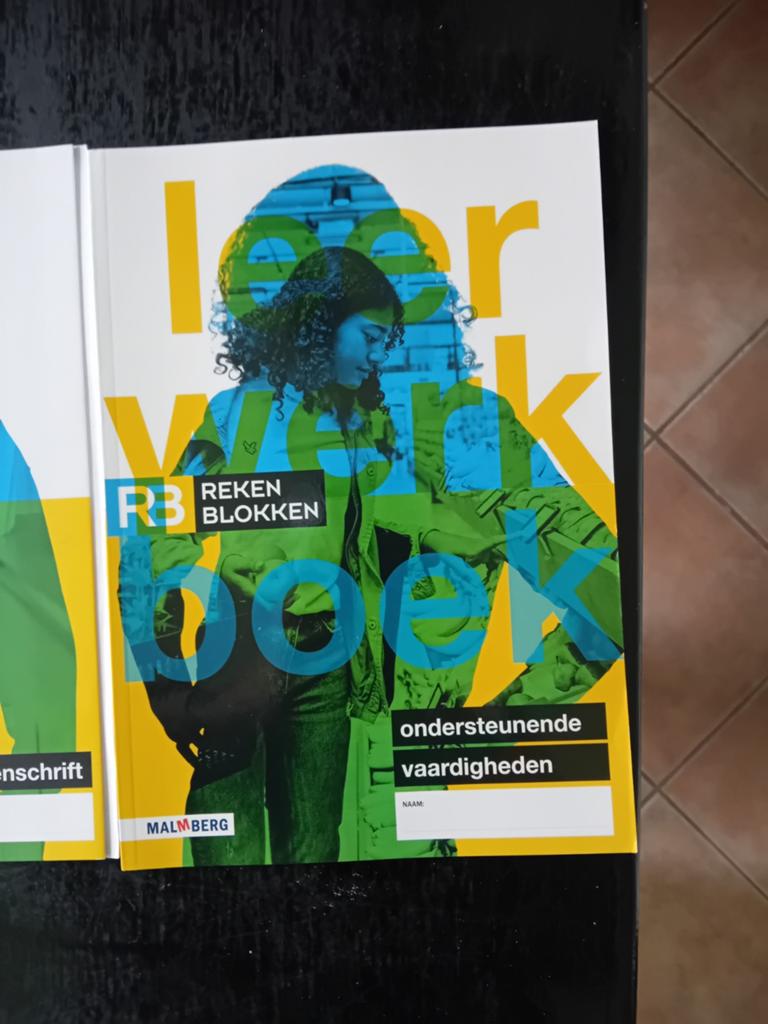 Malmberg Rekenblokken R3 Leerwerkboek ondersteunende vaardig, Ophalen of Verzenden, Gelezen, Overige niveaus, Wiskunde A