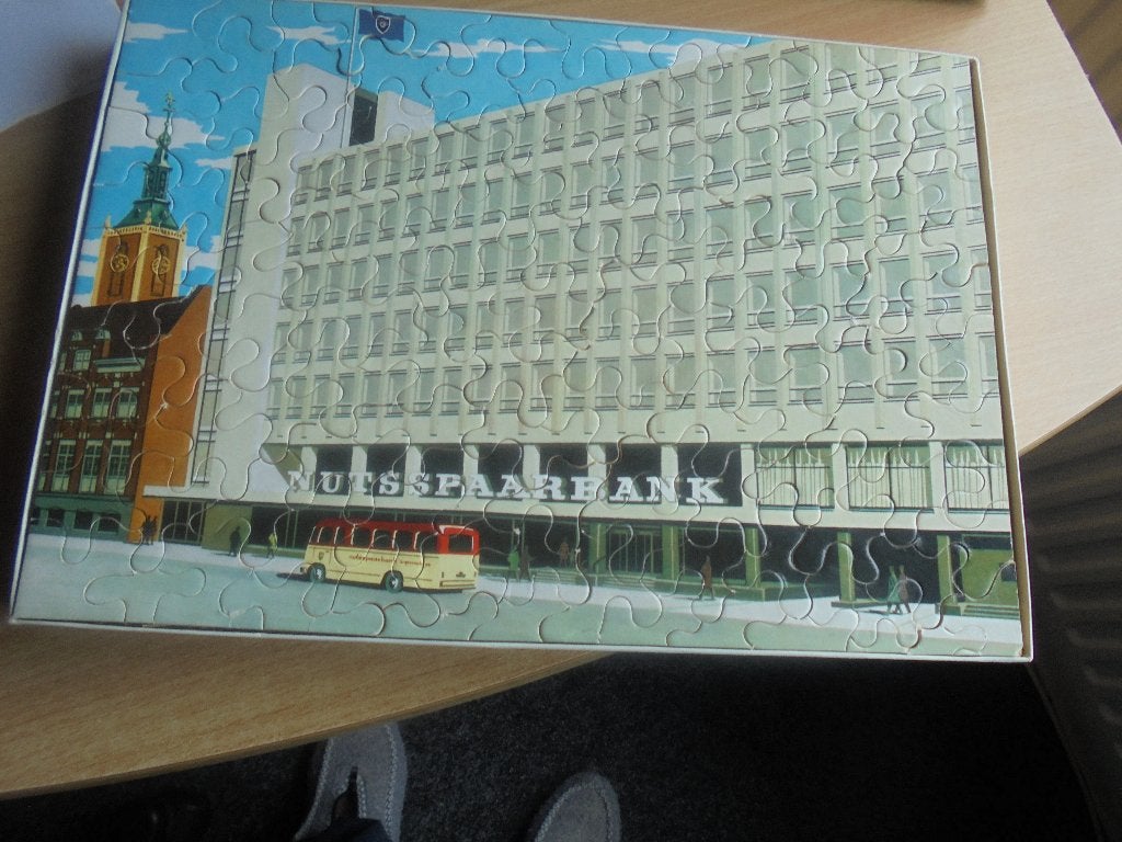 puzzel nutsspaarbank  den haag, Ophalen of Verzenden, Minder dan 500 stukjes, Zo goed als nieuw, Legpuzzel