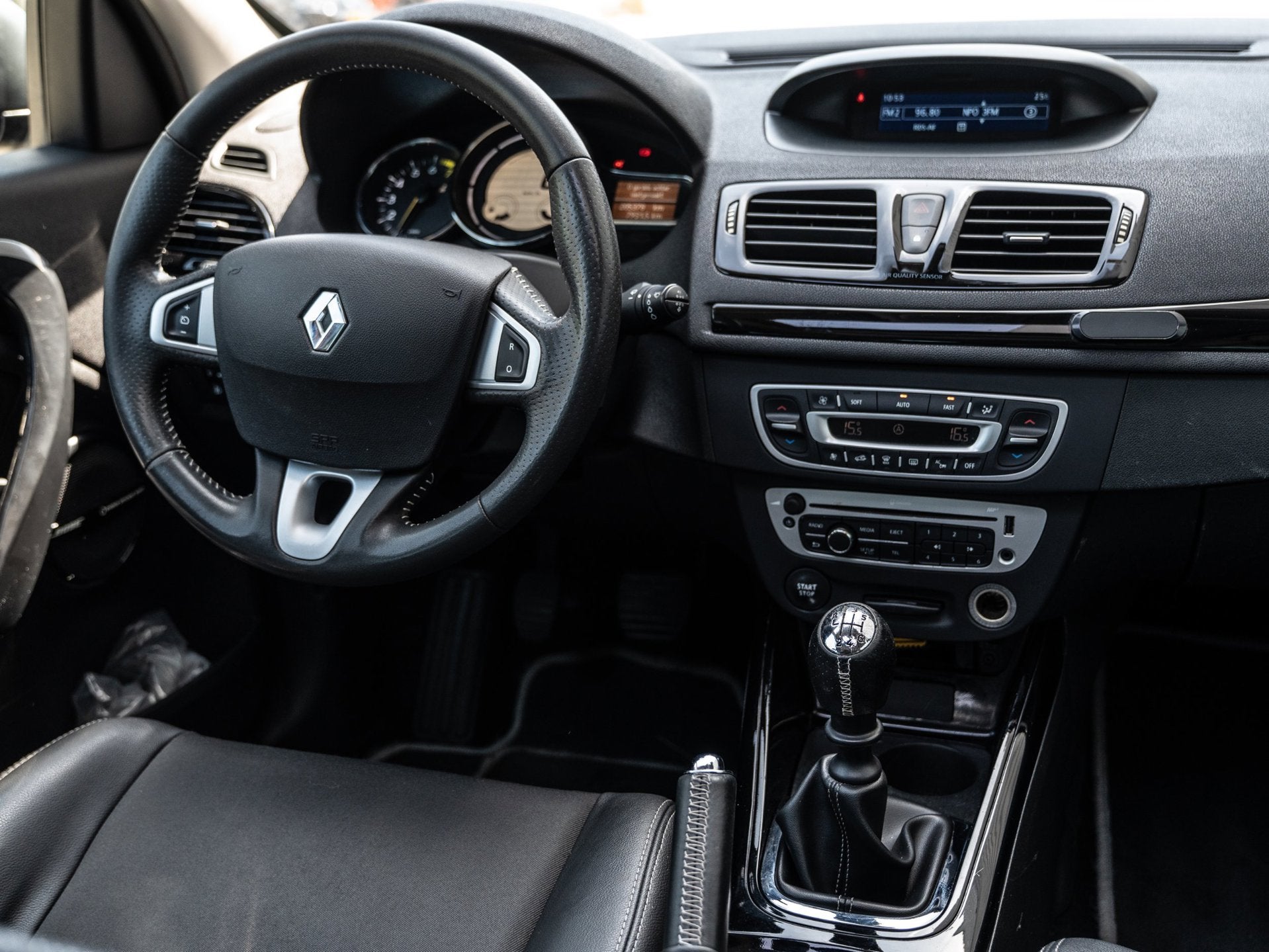 Renault Mégane Estate 1.2 TCe GT-Line | PANORAMADAK | BOSE, Auto's, Voorwielaandrijving, Euro 5, Gebruikt, 4 cilinders
