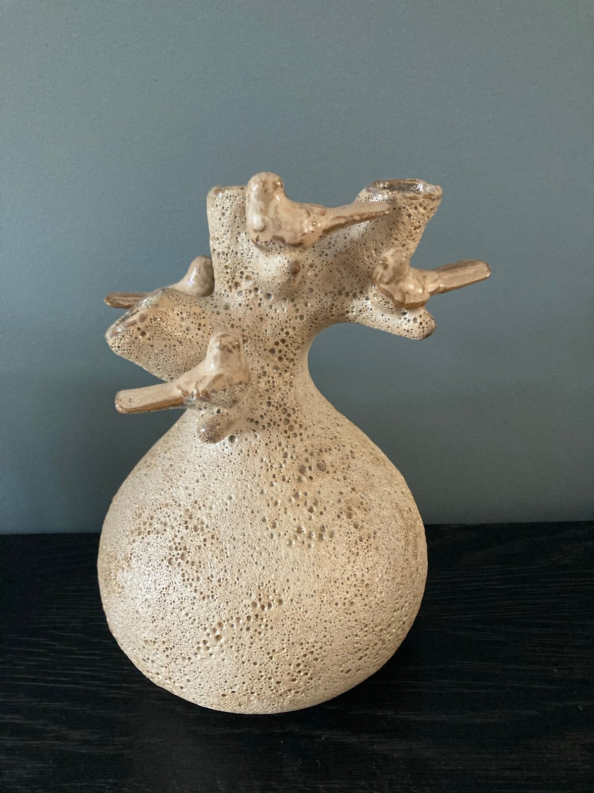 Minimalistische vaas met 4 sierlijke vogeltjes - 20 cm hoog, Ophalen of Verzenden