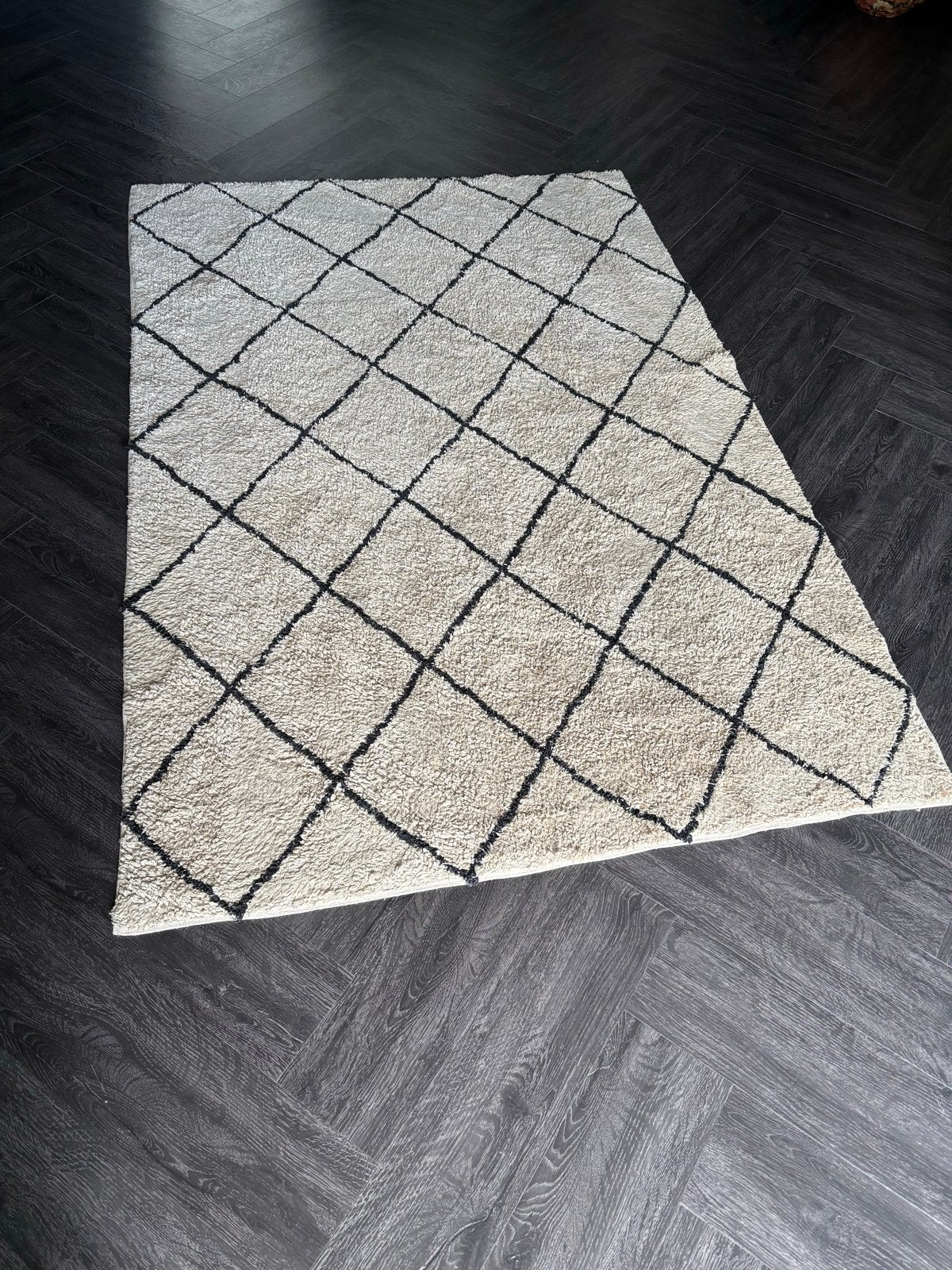 Mooi vloerkleed met ruitpatroon - 1.20 x 1.80m, Ophalen, 100 tot 150 cm, Beige, Zo goed als nieuw