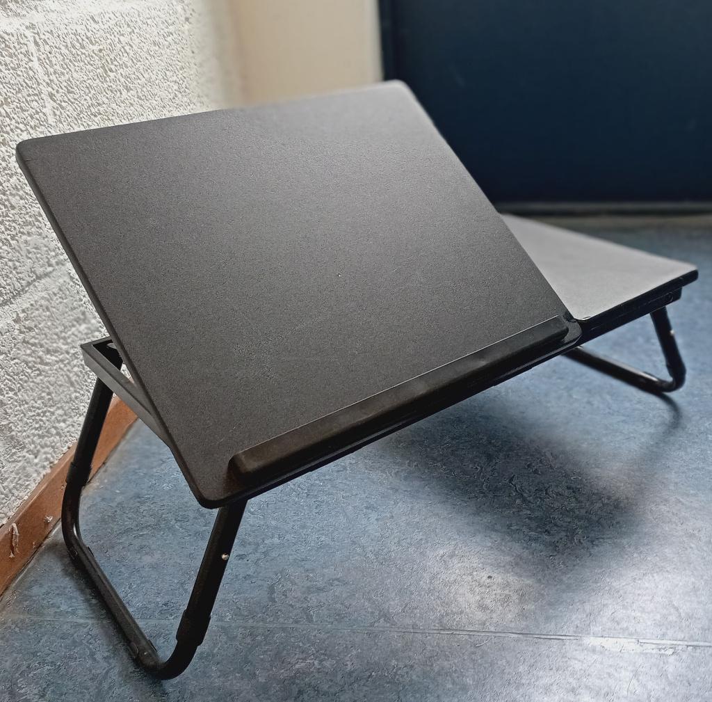 Laptoptafel, laptopbureau, laptopverhoger inklapbaar, Ophalen of Verzenden, Gebruikt