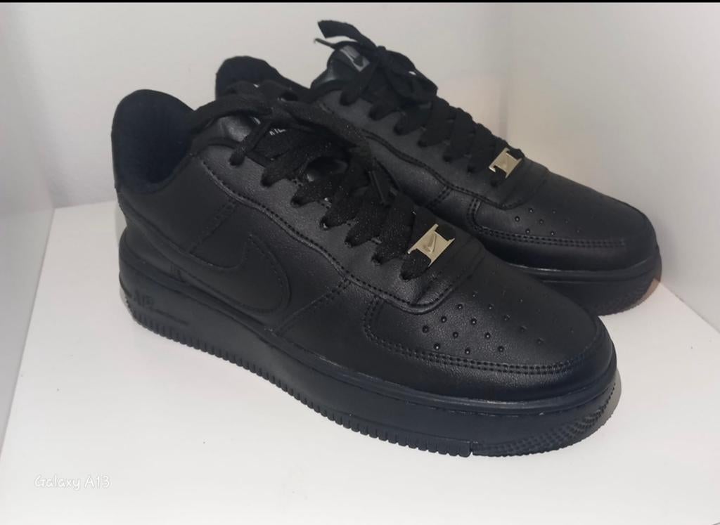 Nike air force sneakers, Kleding | Dames, Schoenen, Ophalen of Verzenden, Nieuw, Zwart, Sneakers of Gympen