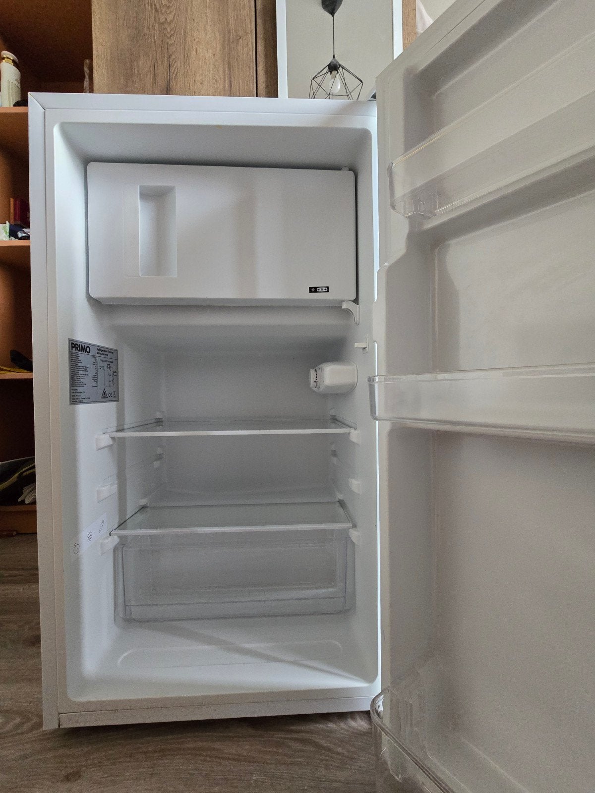 Foto 2 van Fridge Primo PR144FR - 80L - White - With Freezer