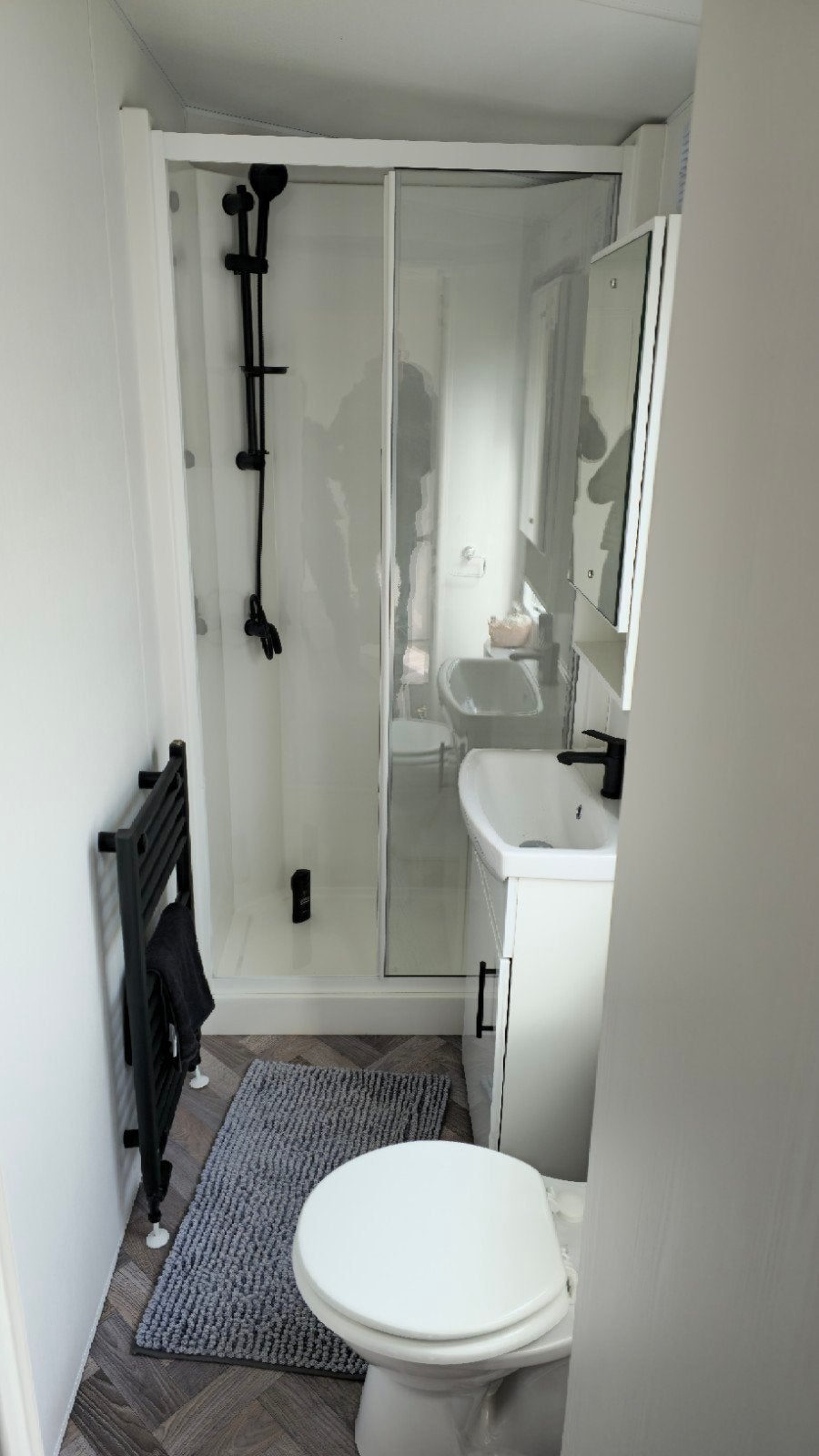 Foto 13 van Stacaravan / Chalet: Stebo Special Chalet 12x4m met 2 Riante