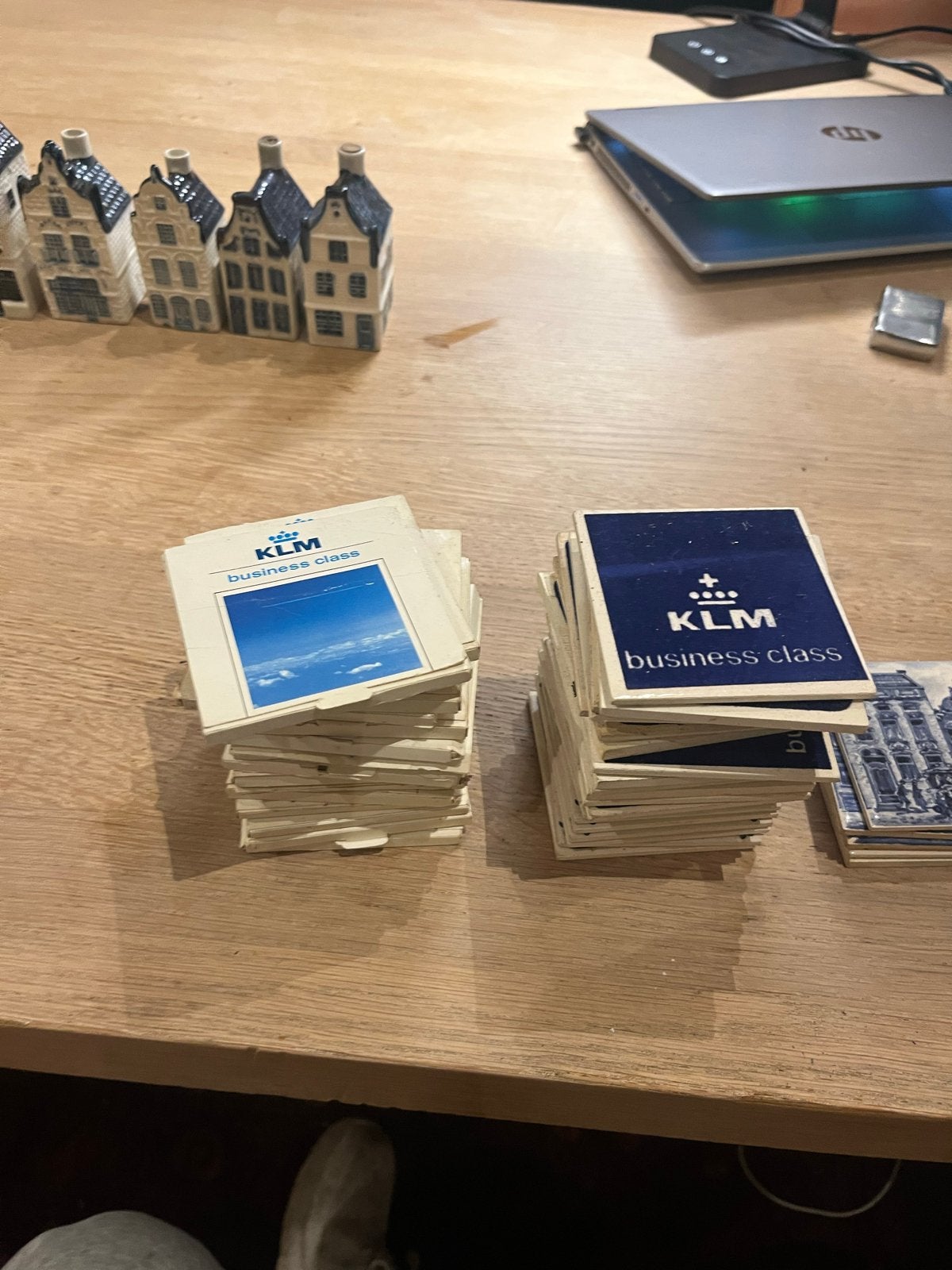 KLM Business Class Delfts Blauw huisjes en tegeltjes, Ophalen of Verzenden, Gebruikt, 1 t/m 20
