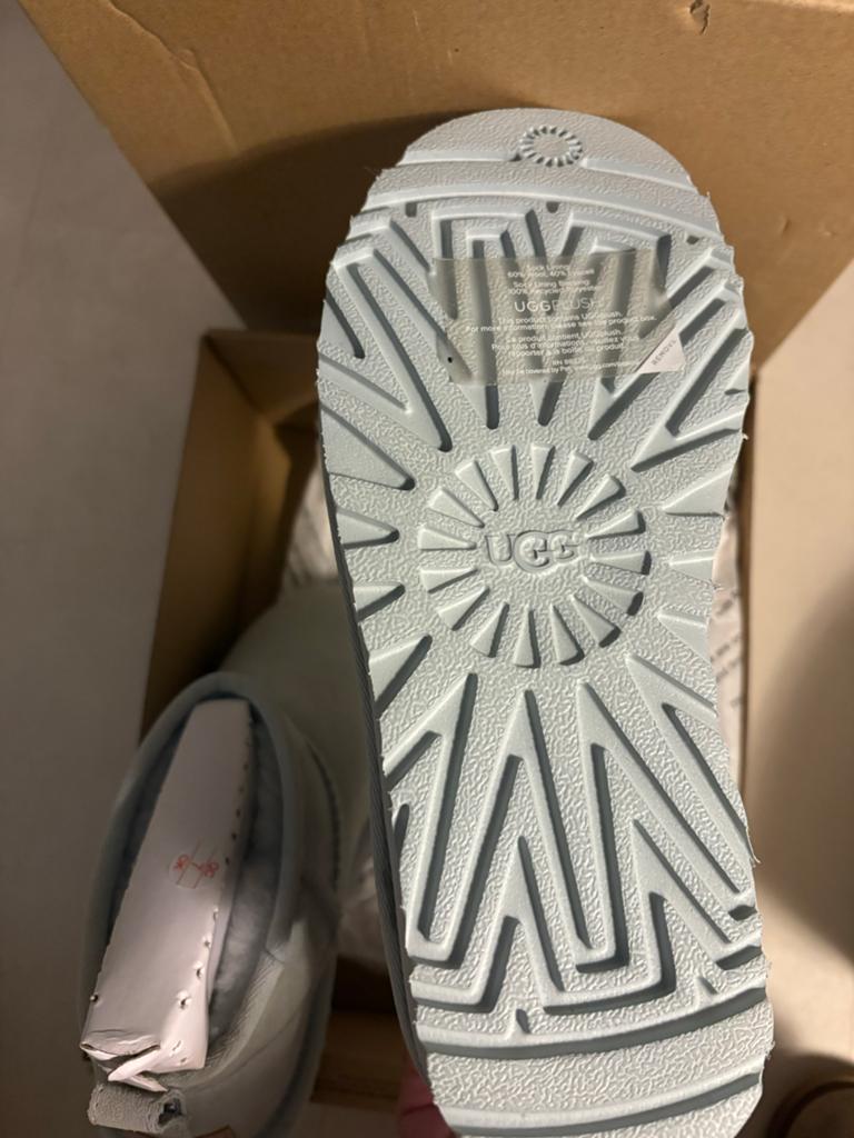 Nieuwe UGG Classic Mini Platform Boots - Lichtblauw, Kleding | Dames, Schoenen, Ophalen of Verzenden, Nieuw, Lage of Enkellaarzen