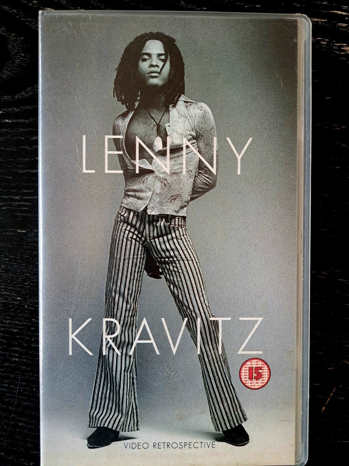 Lenny Kravitz - Video Retrospective VHS - 1991, Ophalen of Verzenden, Gebruikt, Muziek en Concerten, VHS