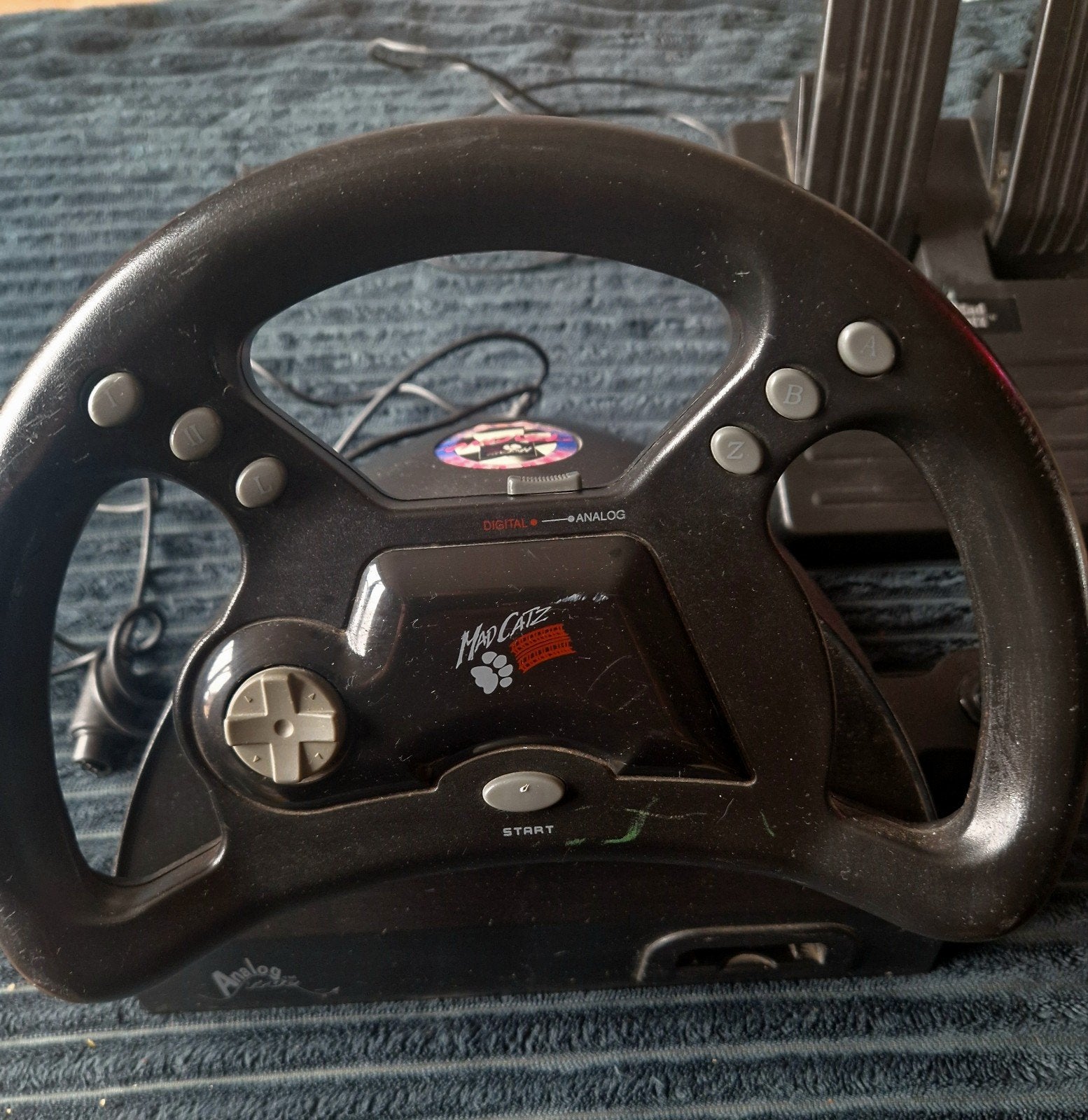 nintendo 64 Mad Catz racestuur met pedalen voor gameconsoles, Spelcomputers en Games, Racestuur, Gebruikt, Nintendo, Overige merken
