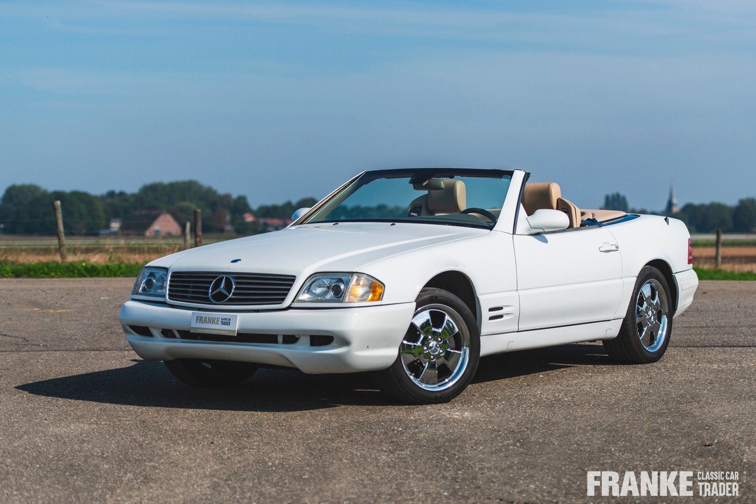 Mercedes-Benz SL-klasse Cabrio 500 V8. Youngtimer met matchi, Automaat, Dealer onderhouden, Achterwielaandrijving, Cabriolet