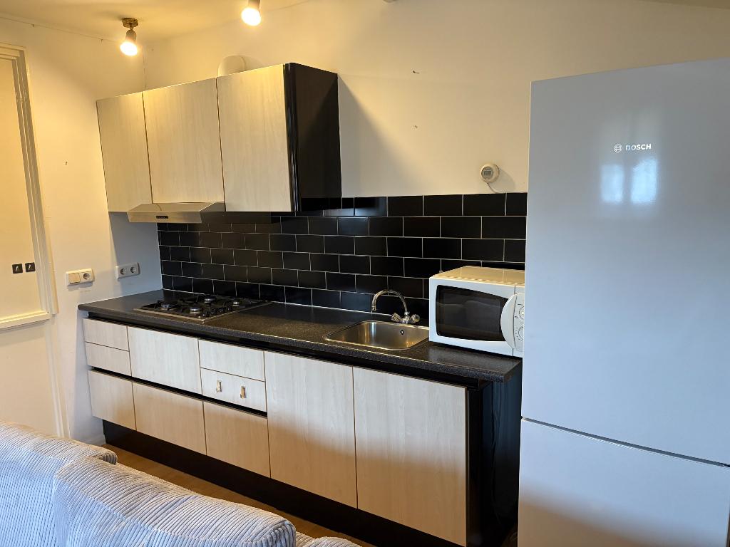 Studio te huur Geldrop, Huizen en Kamers, Kamers te huur, 35 tot 50 m², Eindhoven