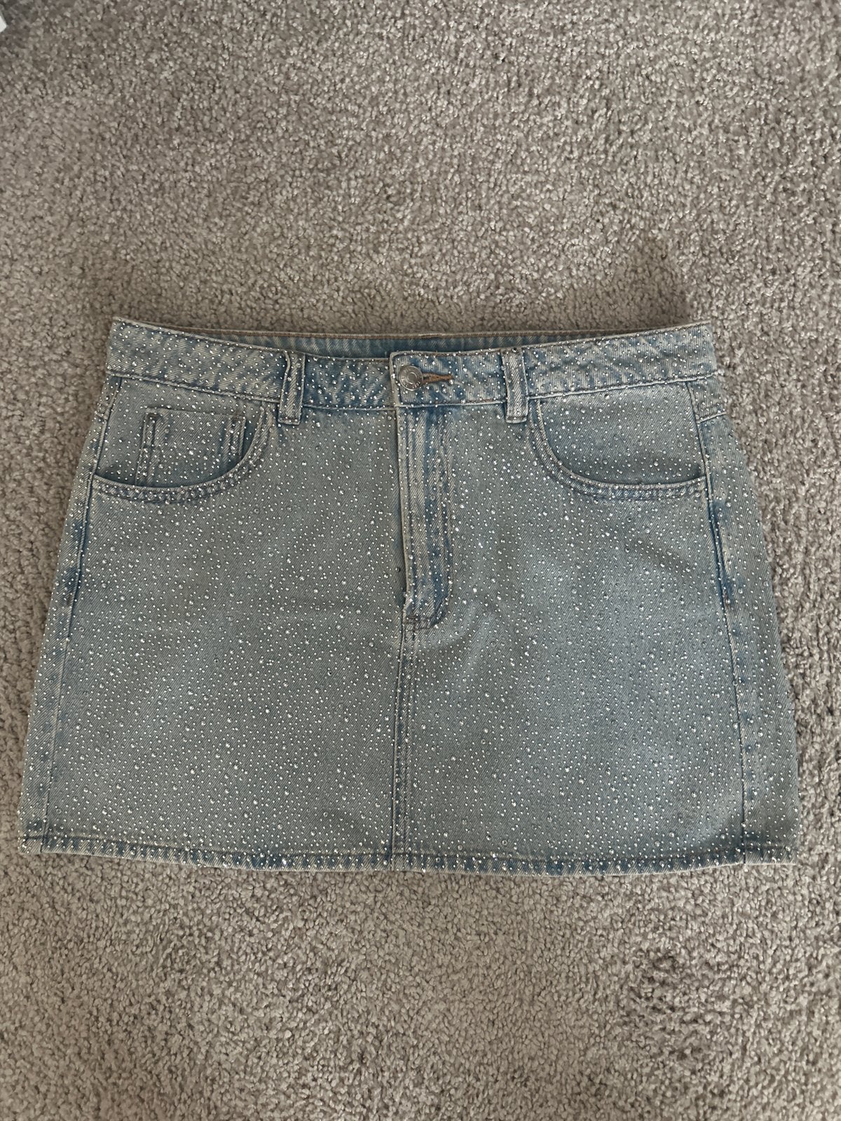 Lichtblauwe denim rok met steentjes, Ophalen, Blauw, Maat 42/44 (L), Zo goed als nieuw
