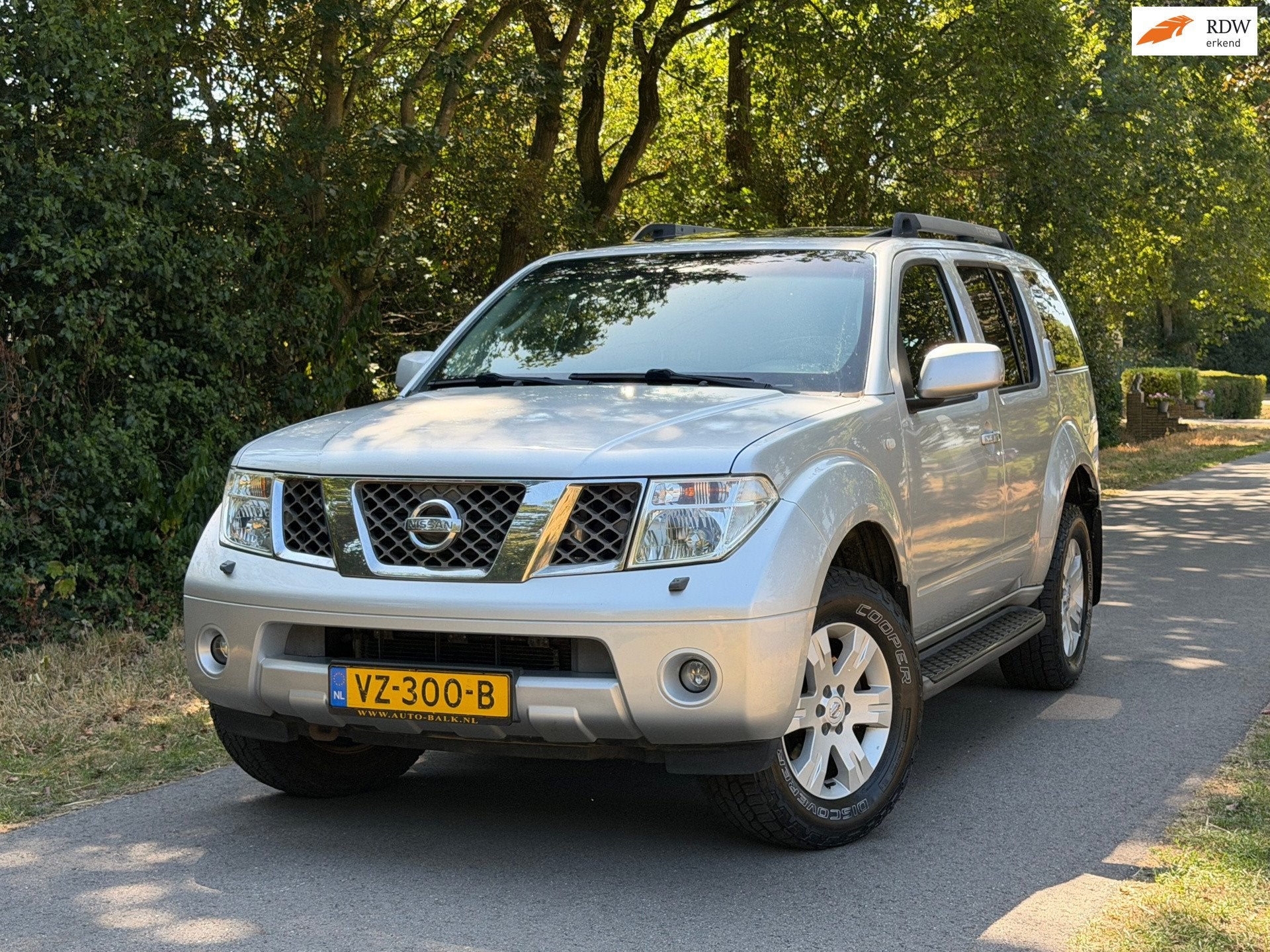 Nissan Pathfinder 2.5 SE | Grijskenteken + Leder + Schuif/ka, Auto's, Automaat, Gebruikt, 4 cilinders, Bedrijf
