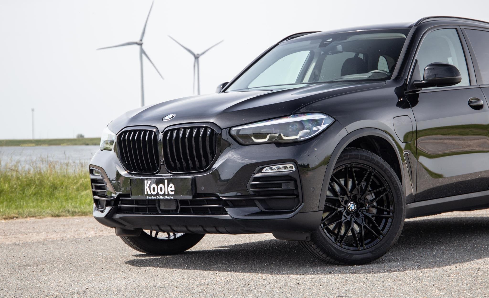 BMW X5 xDrive45e Executive CARPLAY / CAMERA / DEALER ONDERHO, Auto's, BMW, Gebruikt, 394 pk, Zwart, 2410 kg