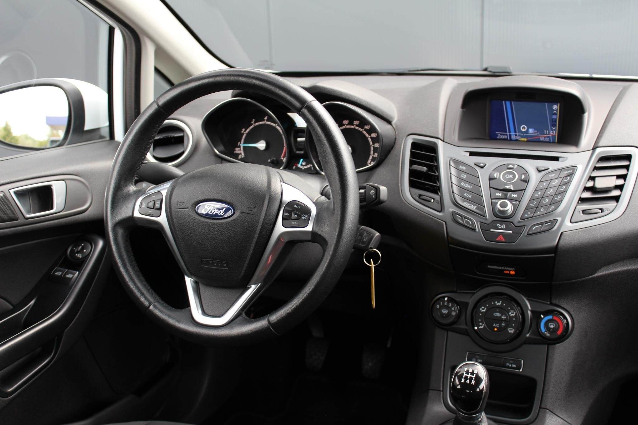 Ford Fiesta 1.0 Style Ultimate | Incl. 12 maanden garantie |, Auto's, Voorwielaandrijving, Stof, 525 kg, 82 pk