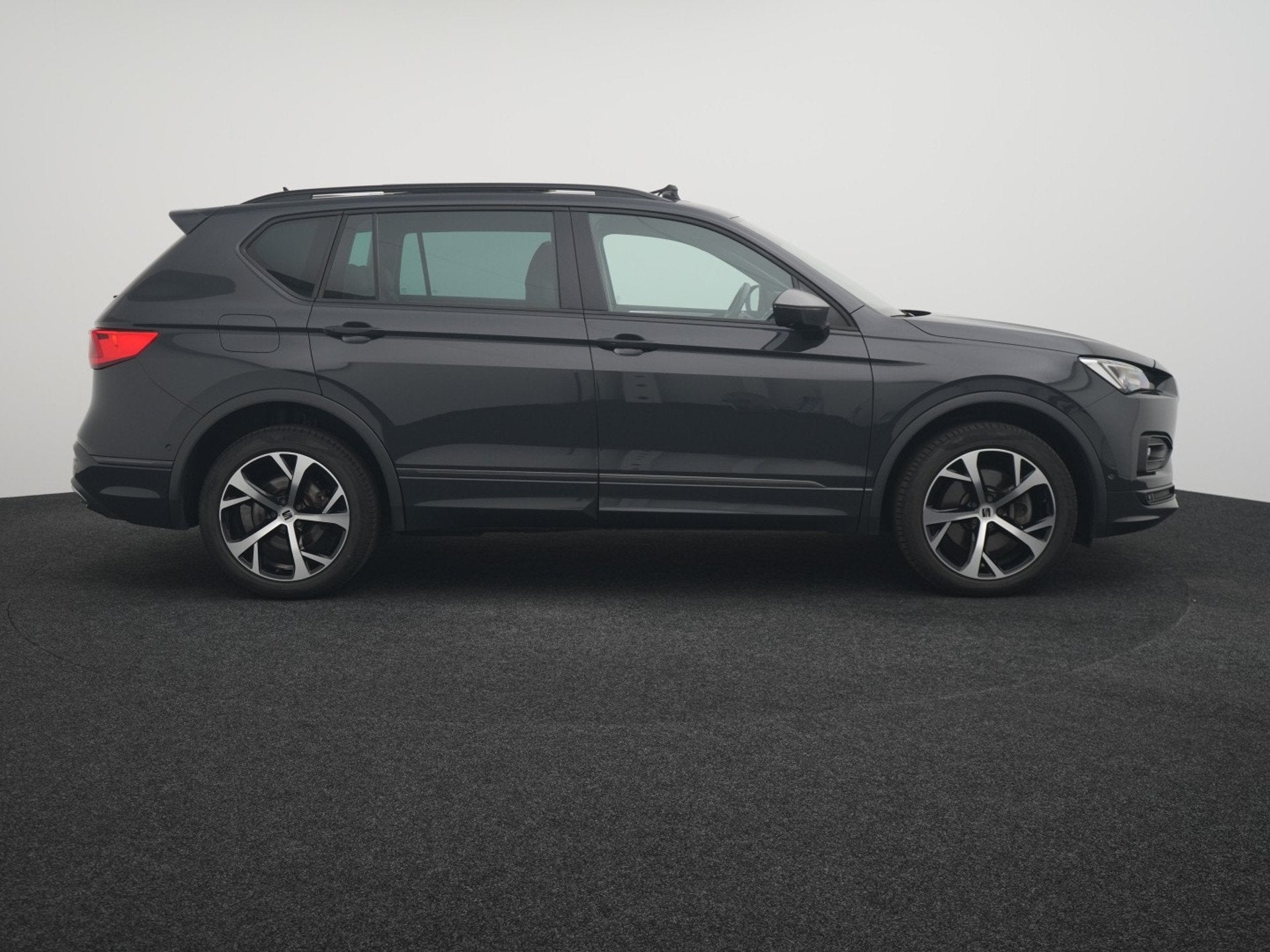 SEAT Tarraco 1.4 TSI e-Hybrid PHEV FR panoramadak | El. Trek, Auto's, Dealer onderhouden, 4 cilinders, SUV of Terreinwagen, Te koop