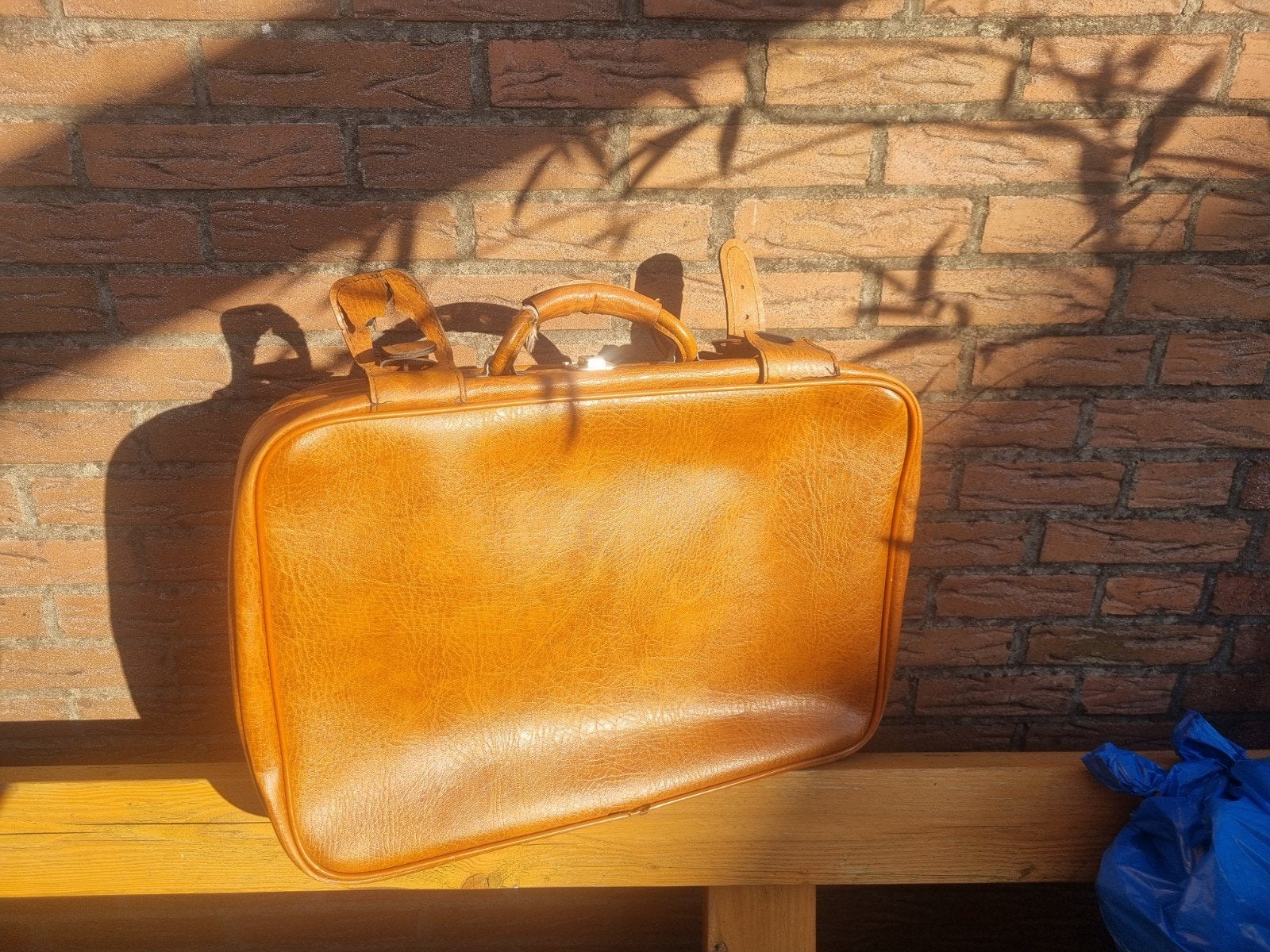 Vintage Bruine Leren Koffer - Decoratief Familie-item, Sieraden, Tassen en Uiterlijk, Koffers, Ophalen, Gebruikt, 50 tot 60 cm
