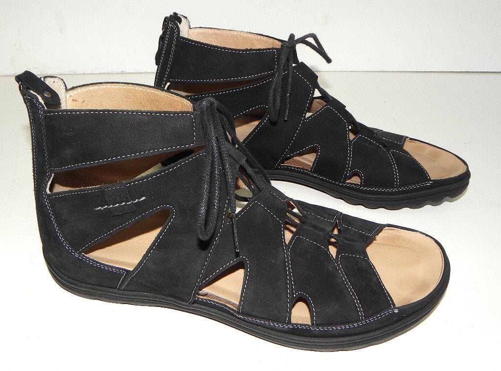 Zwarte Hartjes XS hoge sandalen maat 41 wijdte G, Zwart, Zo goed als nieuw, Hartjes, Sandalen of Muiltjes