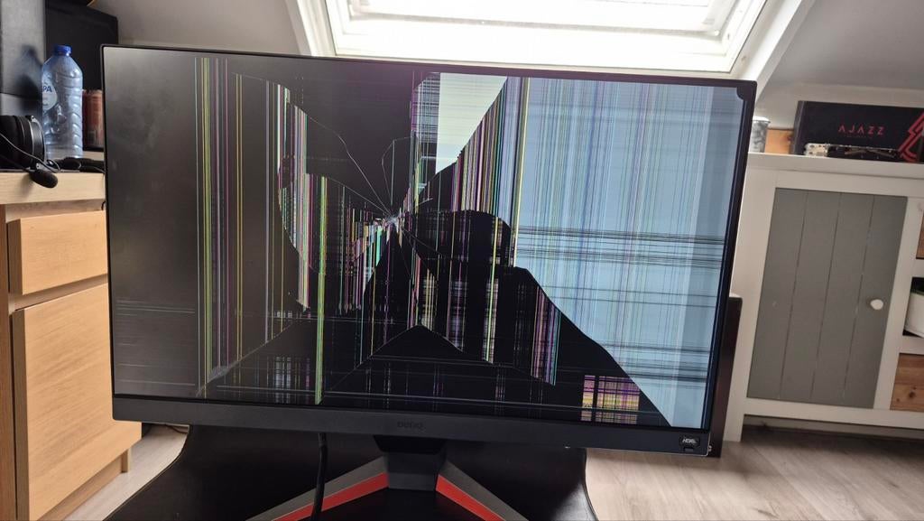 Benq gaming monitor,kapot scherm.165hz.Voor de handige harry, Ophalen of Verzenden