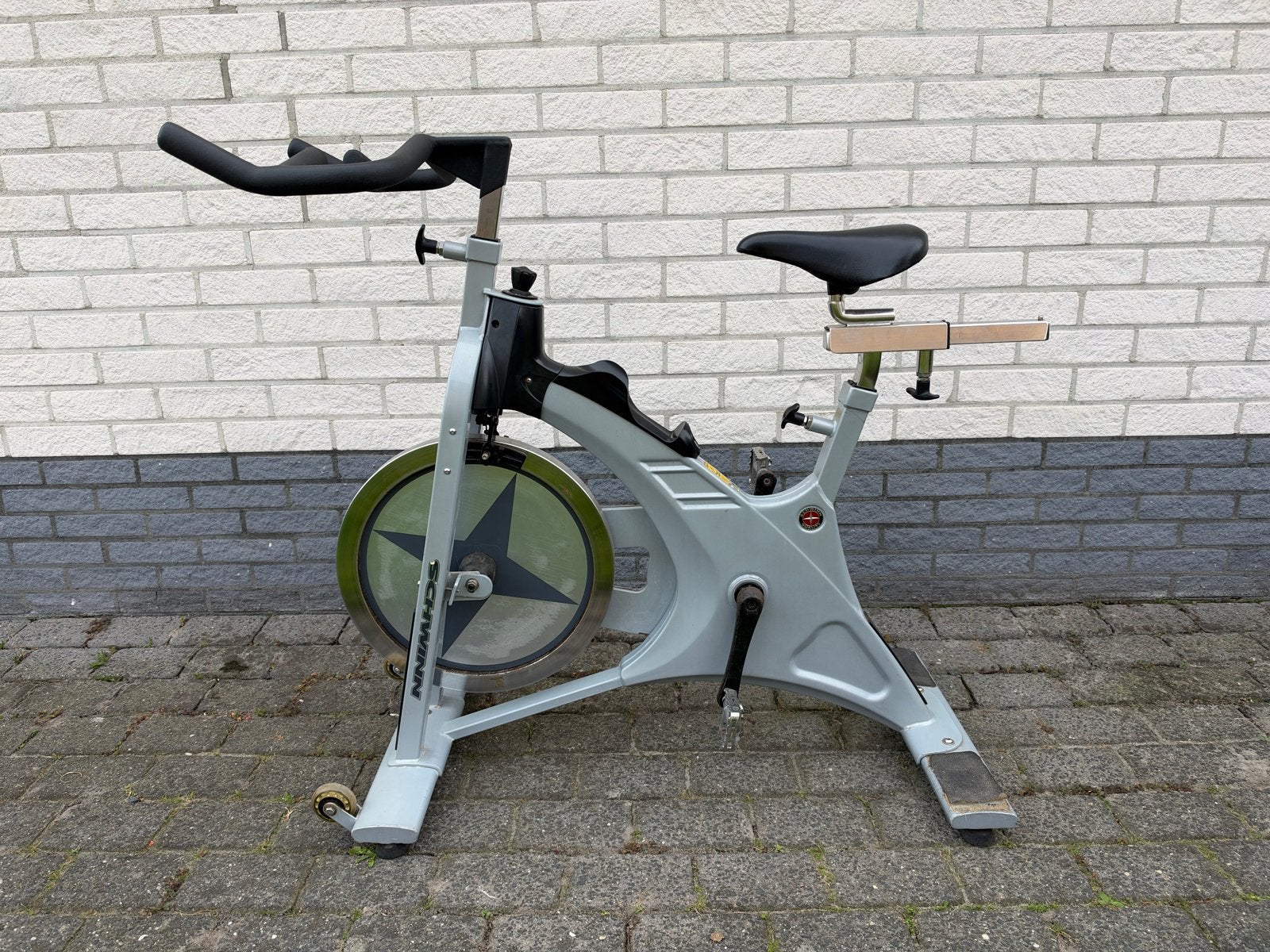 Schwinn Quality Spinningfiets - Ideaal voor Thuis Workouts, Ophalen, Gebruikt, Spinningfiets, Metaal