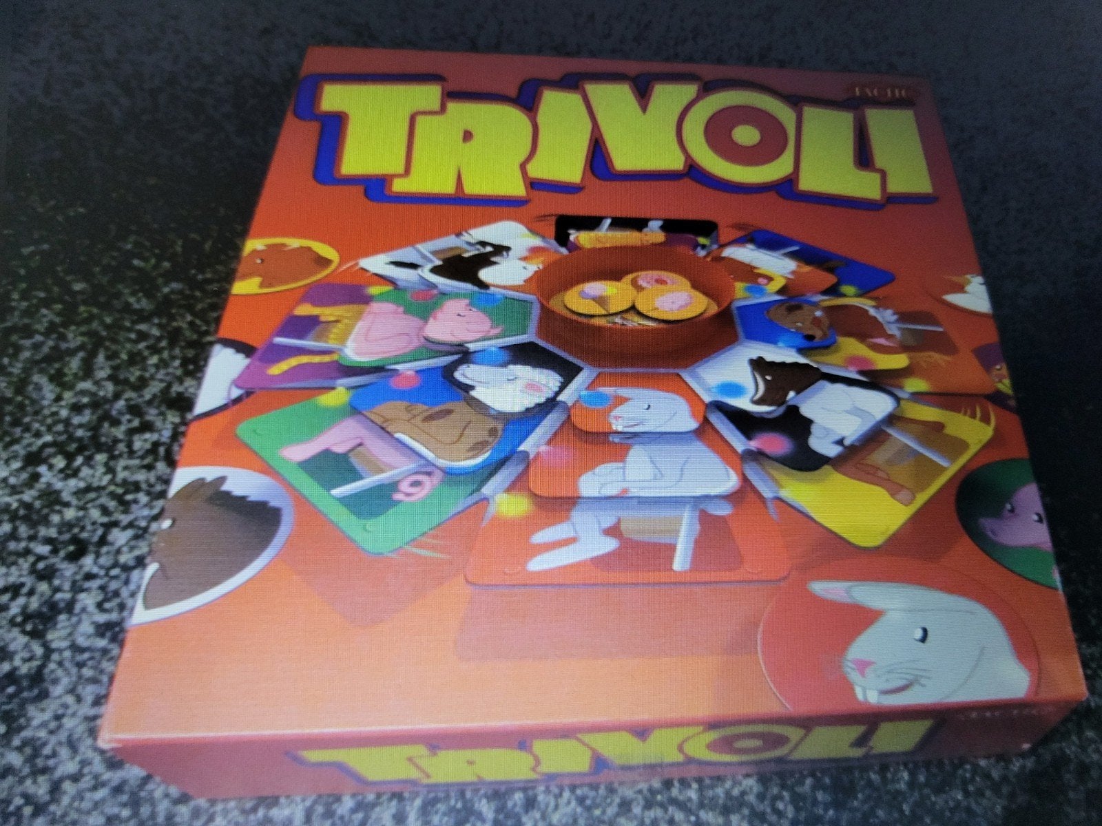 Trivoli bordspel - Leuk familiespel, Vijf spelers of meer, Ophalen of Verzenden, Gebruikt, Pacific