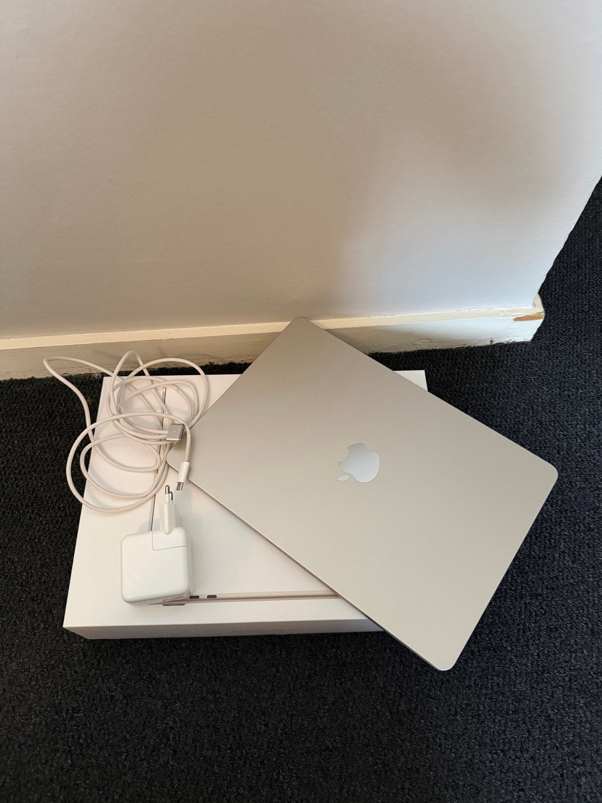 MacBook Air M2 2022 13-inch 256GB SSD 8GB RAM, Ophalen, 256 GB, Qwerty, 8 GB