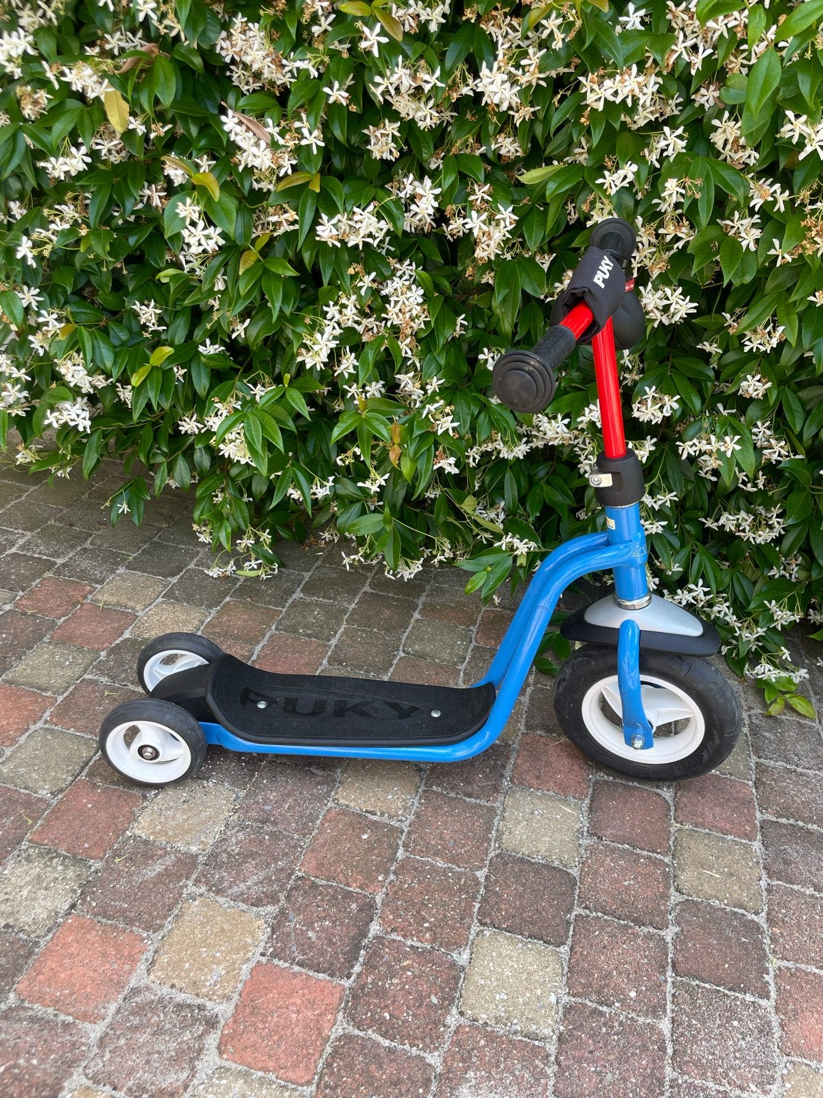Puky driewieler step - Blauw met rood, Ophalen, Zo goed als nieuw, Gewone step