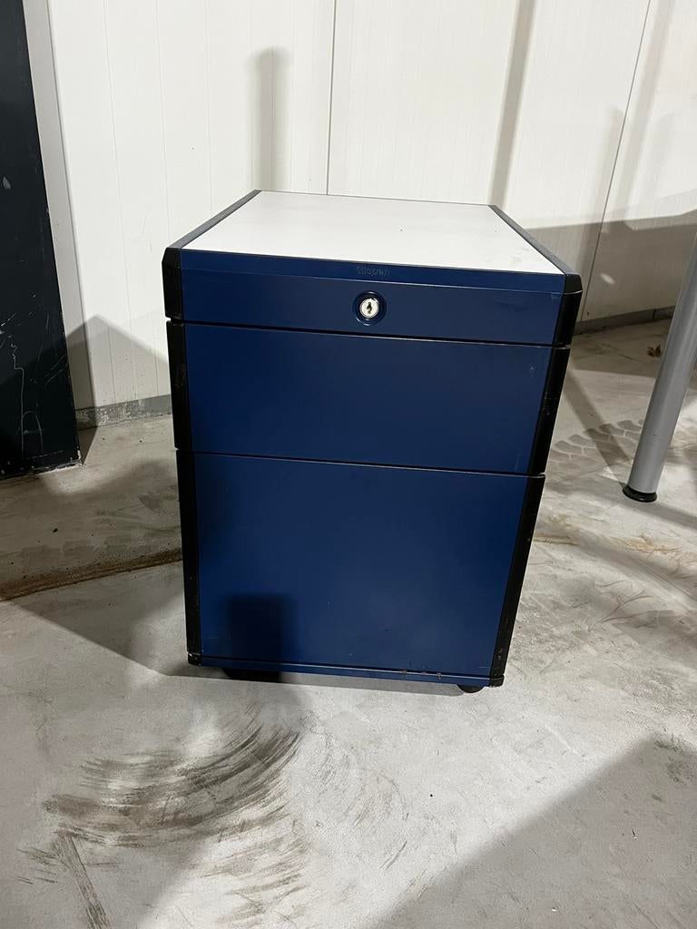 9x blauw ladeblok op wieltjes, Ophalen, Gebruikt