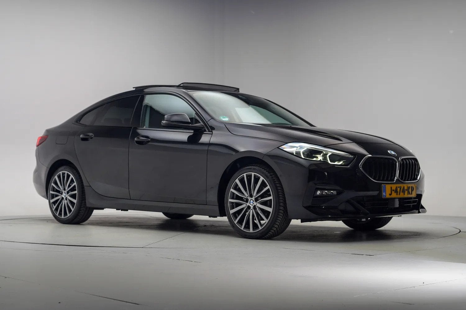 Foto 38 van BMW 2 Serie Gran Coupe 218i High Executive Sport Aut. [ Pano