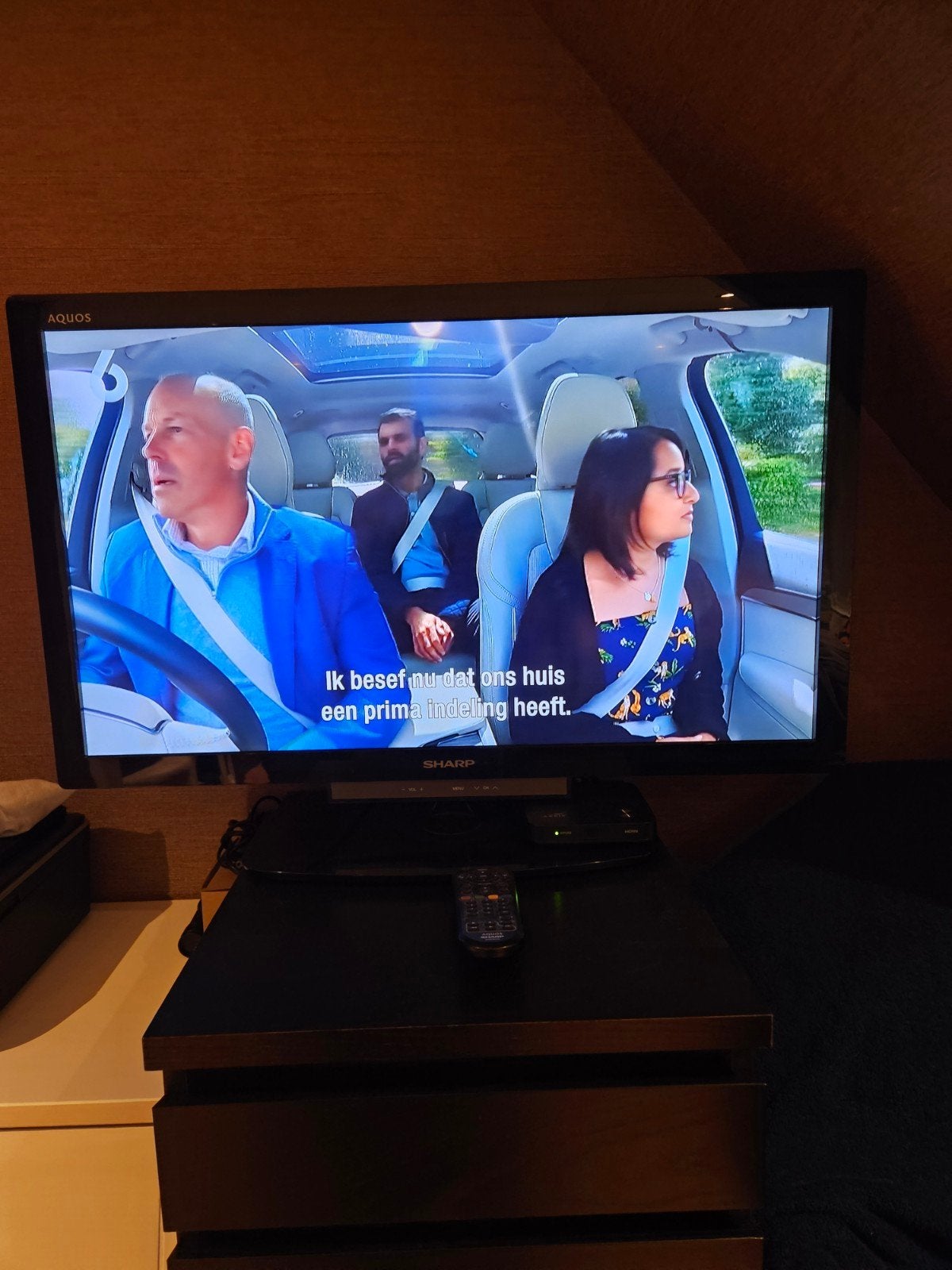 Sharp Aquos LCD TV Goede staat, inclusief afstandsbediening, Audio, Tv en Foto, Ophalen, 50 Hz, Zo goed als nieuw, Sharp
