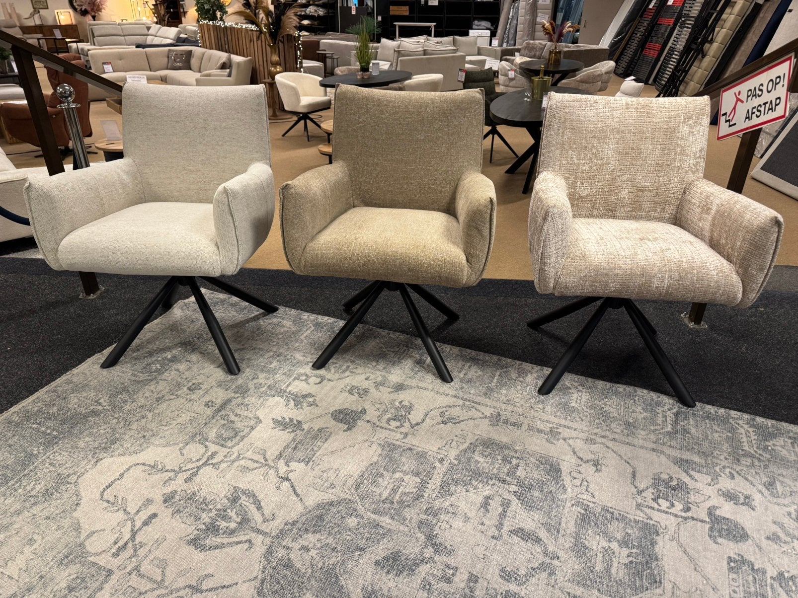 Eetkamerstoel Bali in 3 kleuren 360 Direct/leverbaar E-7427, Huis en Inrichting, Ophalen, Overige kleuren, #Retro#Draaibaar#Modern#Luxueus