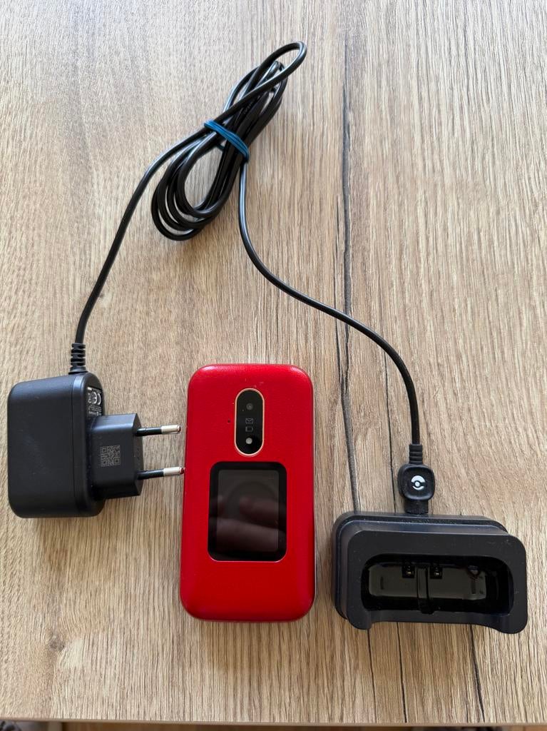 Doro 6880 seniorentelefoon met laadstation, Inklapmodel, Ophalen of Verzenden, Zonder simlock, Zonder abonnement