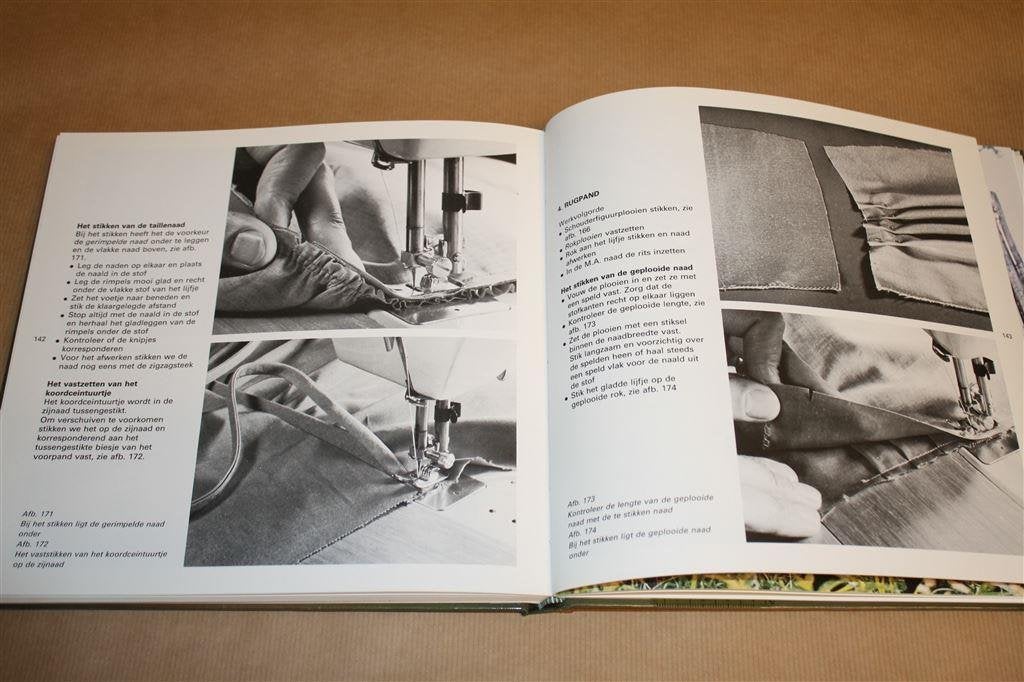 Kreatief knippen en naaien. Een nieuwe metode..., Boeken, Ophalen of Verzenden, Gelezen, Overige onderwerpen