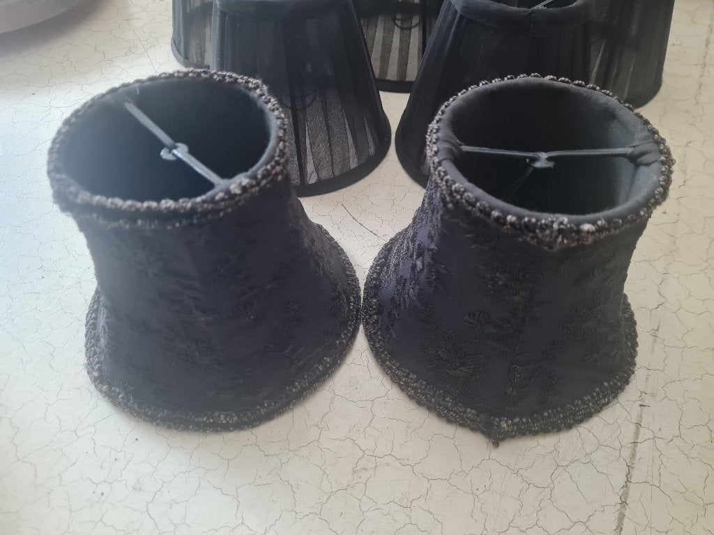 2 zwarte gebloemde klem lampenkapjes p/s 9,95, Heikant 21 Kaatsheuvel, 13 cm, Tafellamp, Zwart
