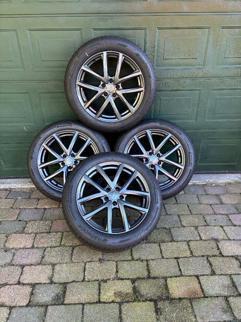 Velgen en banden, Banden en Velgen, Nieuw, 235 mm, Personenwagen