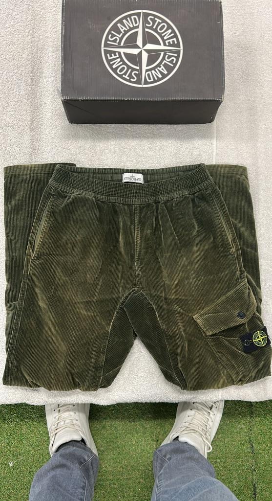 Stone Island Coduroy Cargo Broek met badge, Bruin, ., Ophalen of Verzenden, .