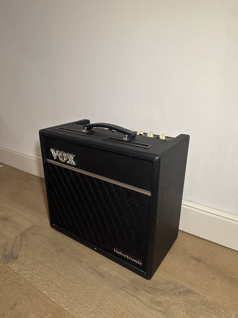 Foto 4 van VOX Valvetronix VT40+ gitaarversterker – 40W modeling amp