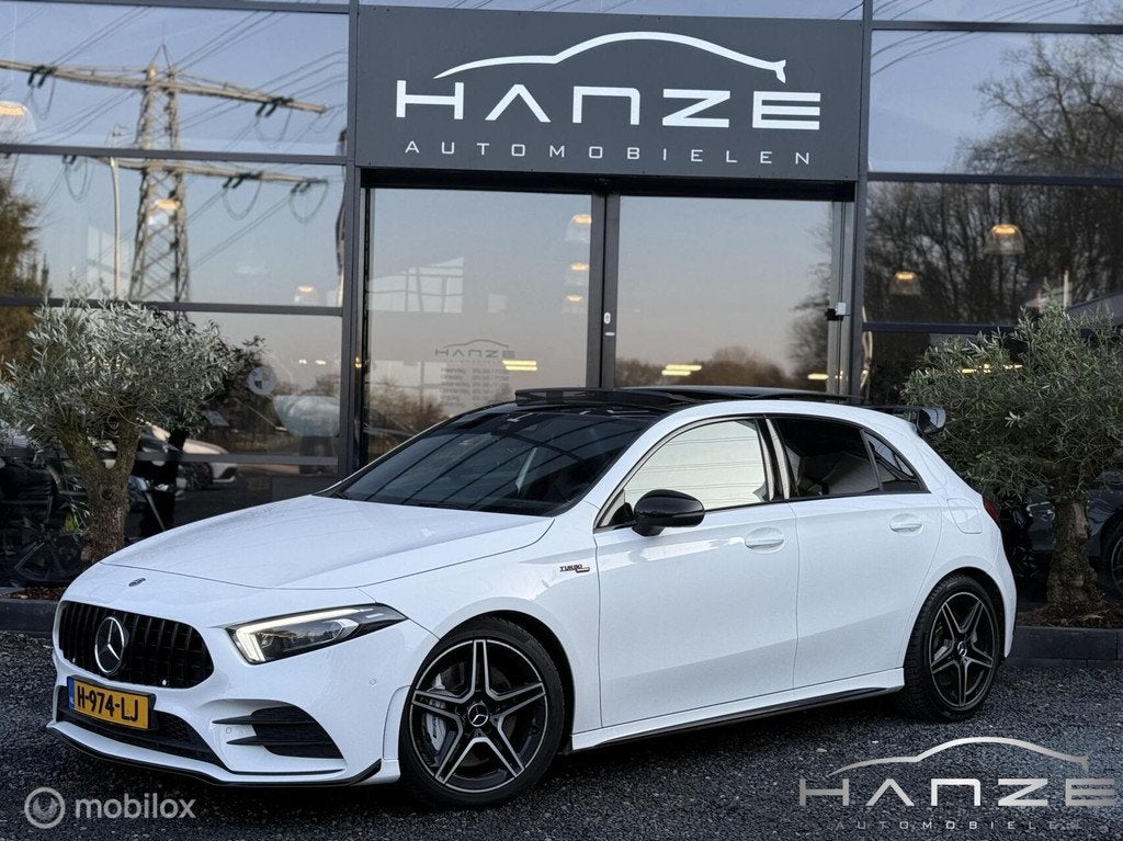 Mercedes A35 AMG 4MATIC Premium Plus|Pano|Sfeer|ACC|Lane|, Auto's, Automaat, Gebruikt, Euro 6, 4 cilinders