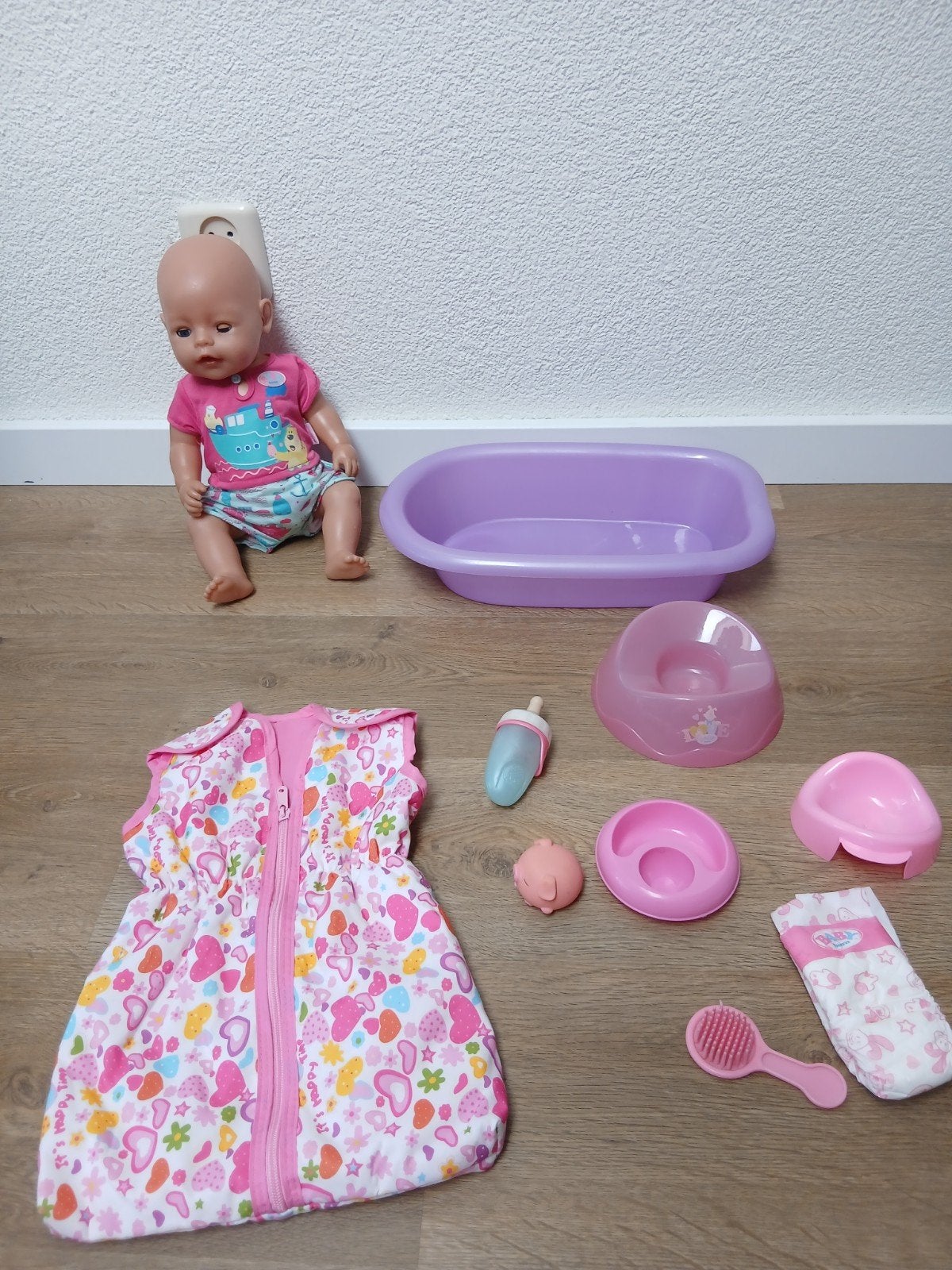Babyborn pop met spulletjes, Ophalen of Verzenden, Gebruikt, Babypop