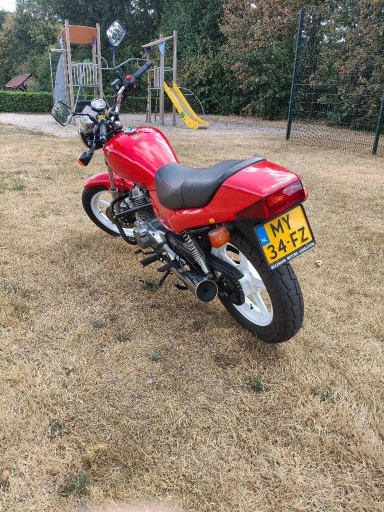 Honda CB250 1997, 2 cilinders, Gebruikt, Particulier, 234 cc