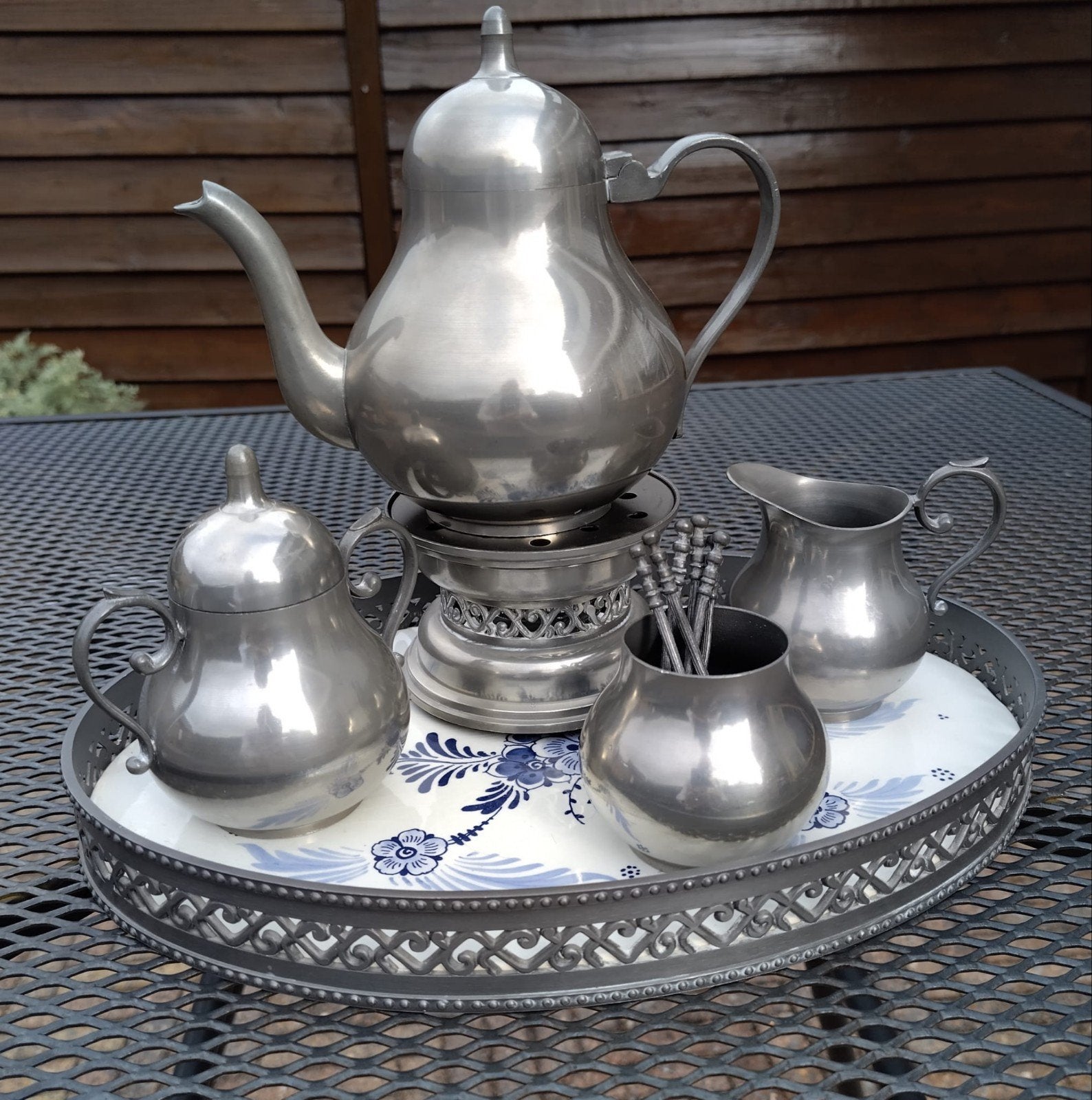 Complete tinnen theeservies met dienblad, Ophalen