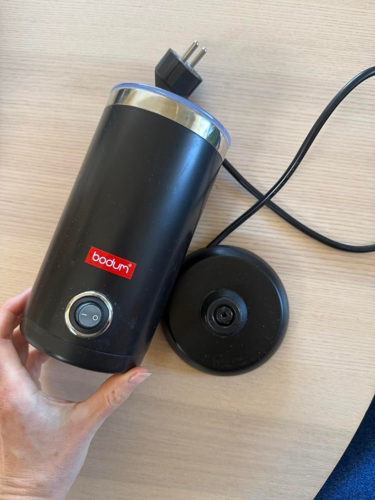 Bodum elektrische melkopschuimer zwart, Witgoed en Apparatuur, Melkopschuimers, Ophalen, Zo goed als nieuw