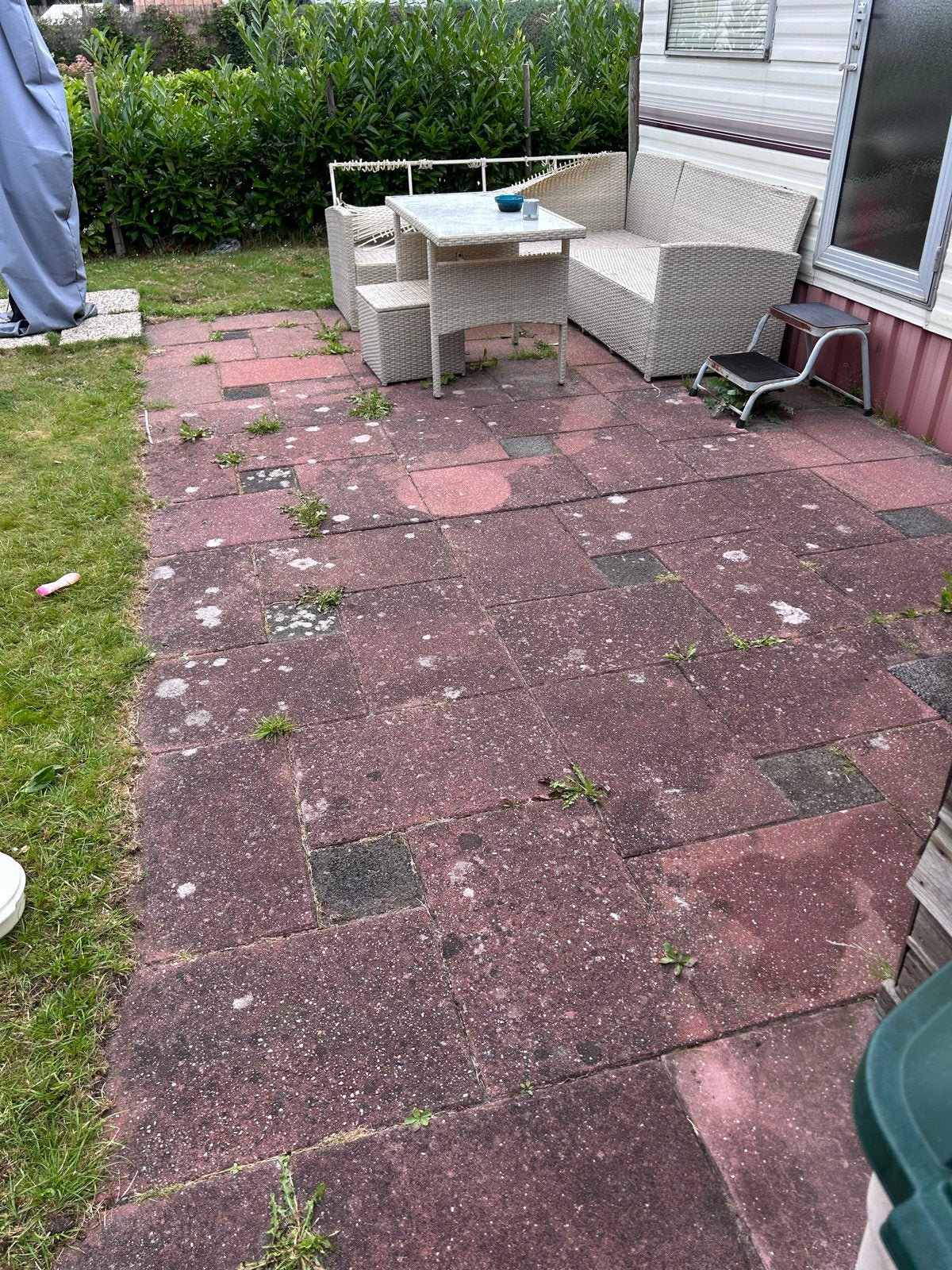 Gratis! terrastegels, rood/grijs, ca.30 m2, Ophalen, Gebruikt, 10 m² of meer, Beton