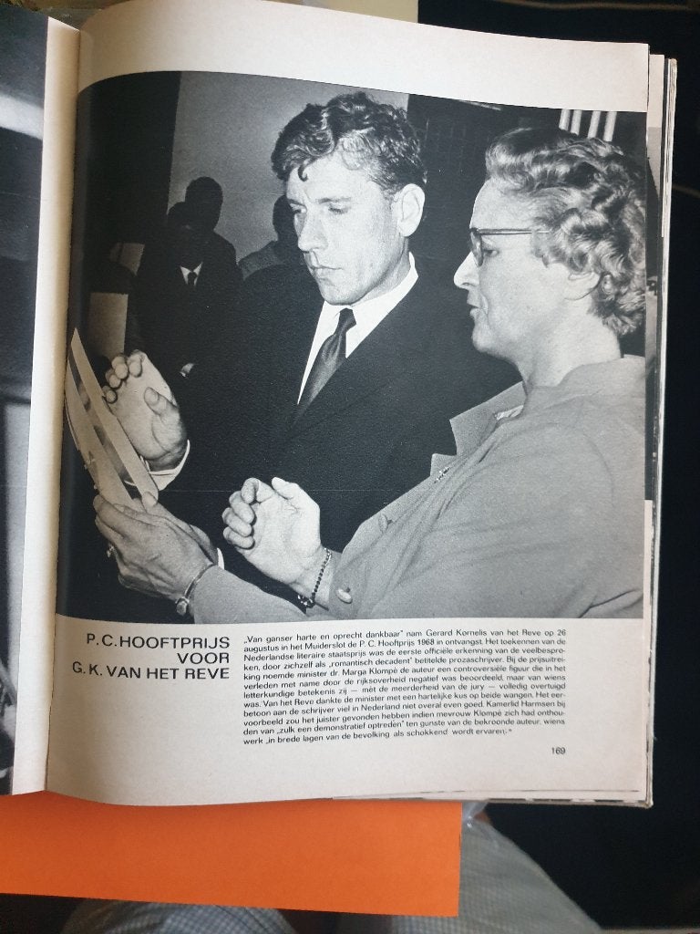 Geschiedenis: Nederlands Jaarboek 1969, Gelezen, Maatschappij en Samenleving, Ophalen of Verzenden, Nederland