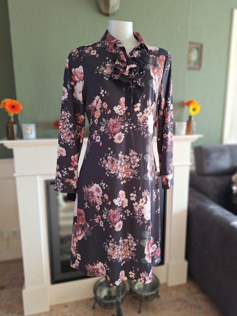 K-Design k design zwart roze bloemen jurk S 36, K-design, Verzenden, Zwart, Zo goed als nieuw