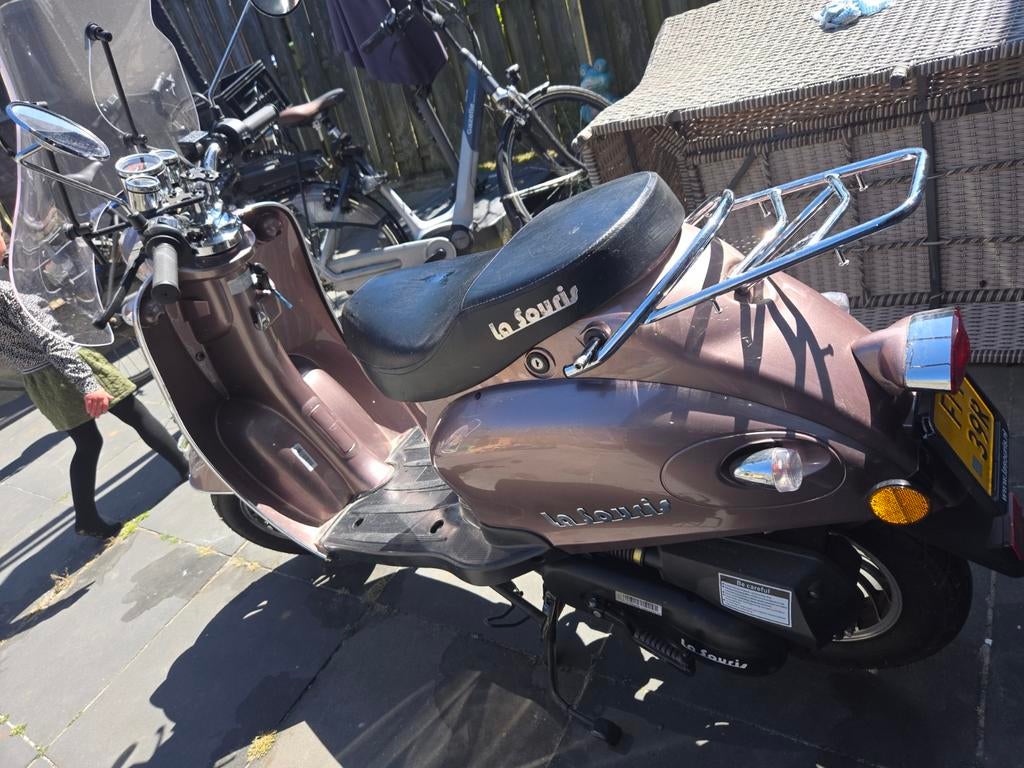 Retro scooter, Fietsen en Brommers, Snorfietsen en Snorscooters, Overige merken, Benzine, Ophalen