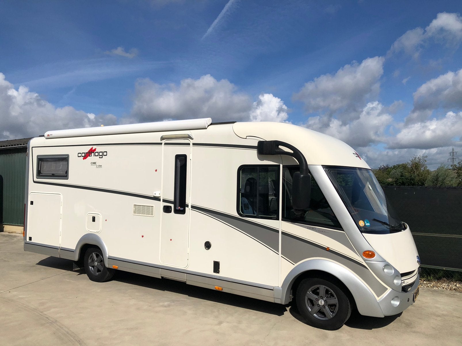 Foto 2 van Smetteloze Carthago Chic C-Line i4.8 ENKELE BEDDEN + Hefbed
