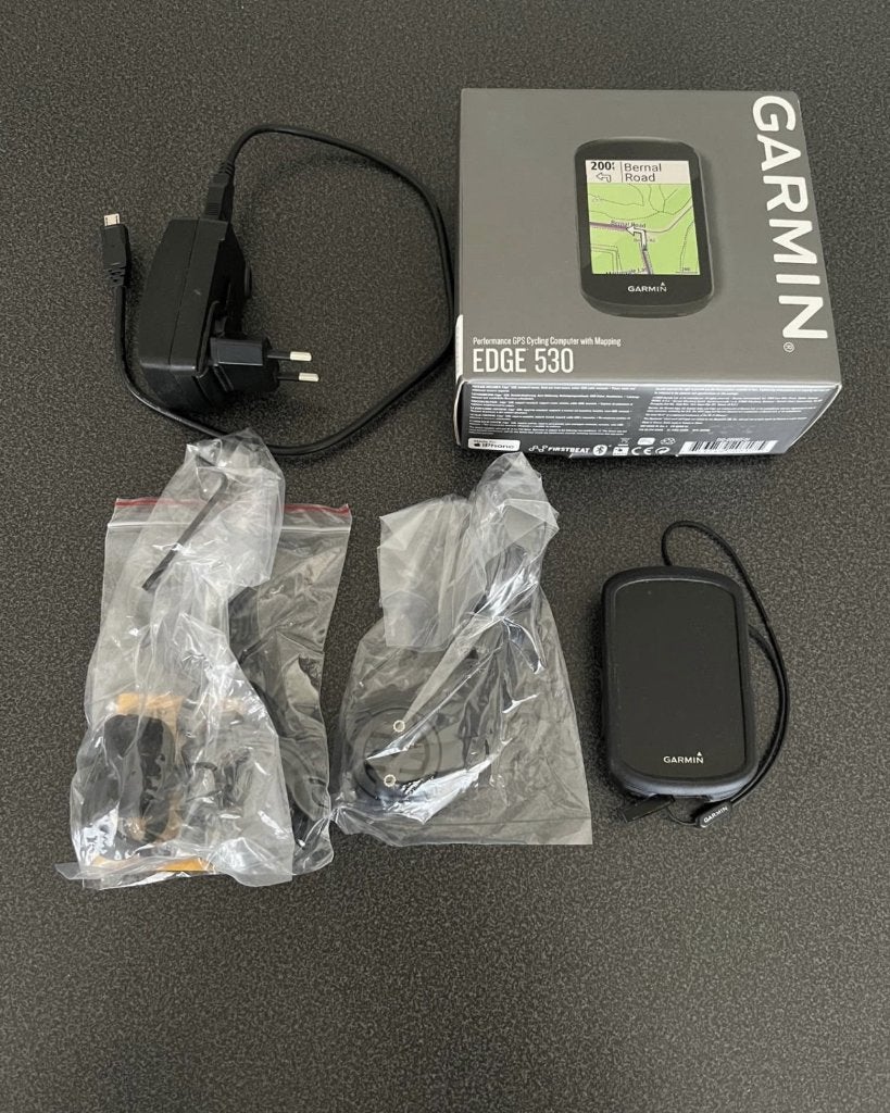 Garmin Edge 530 met doos en stuurhouder, Fietsen en Brommers, Fietsaccessoires | Fietscomputers, Ophalen, Draadloos, Zo goed als nieuw