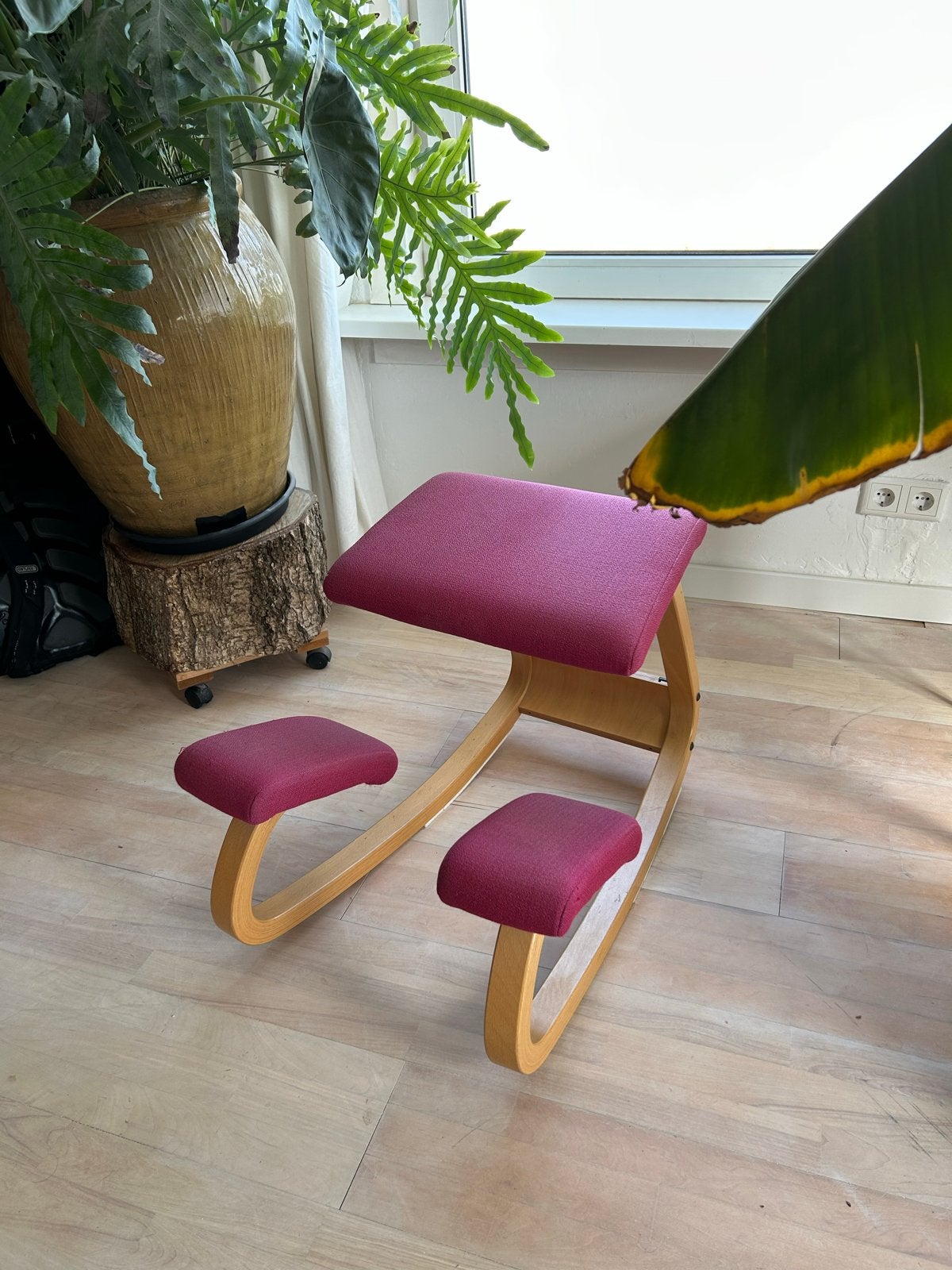 Roze kniestoel van Varier (voorheen Stokke Varier), Ophalen, Overige kleuren, Zo goed als nieuw, Eén